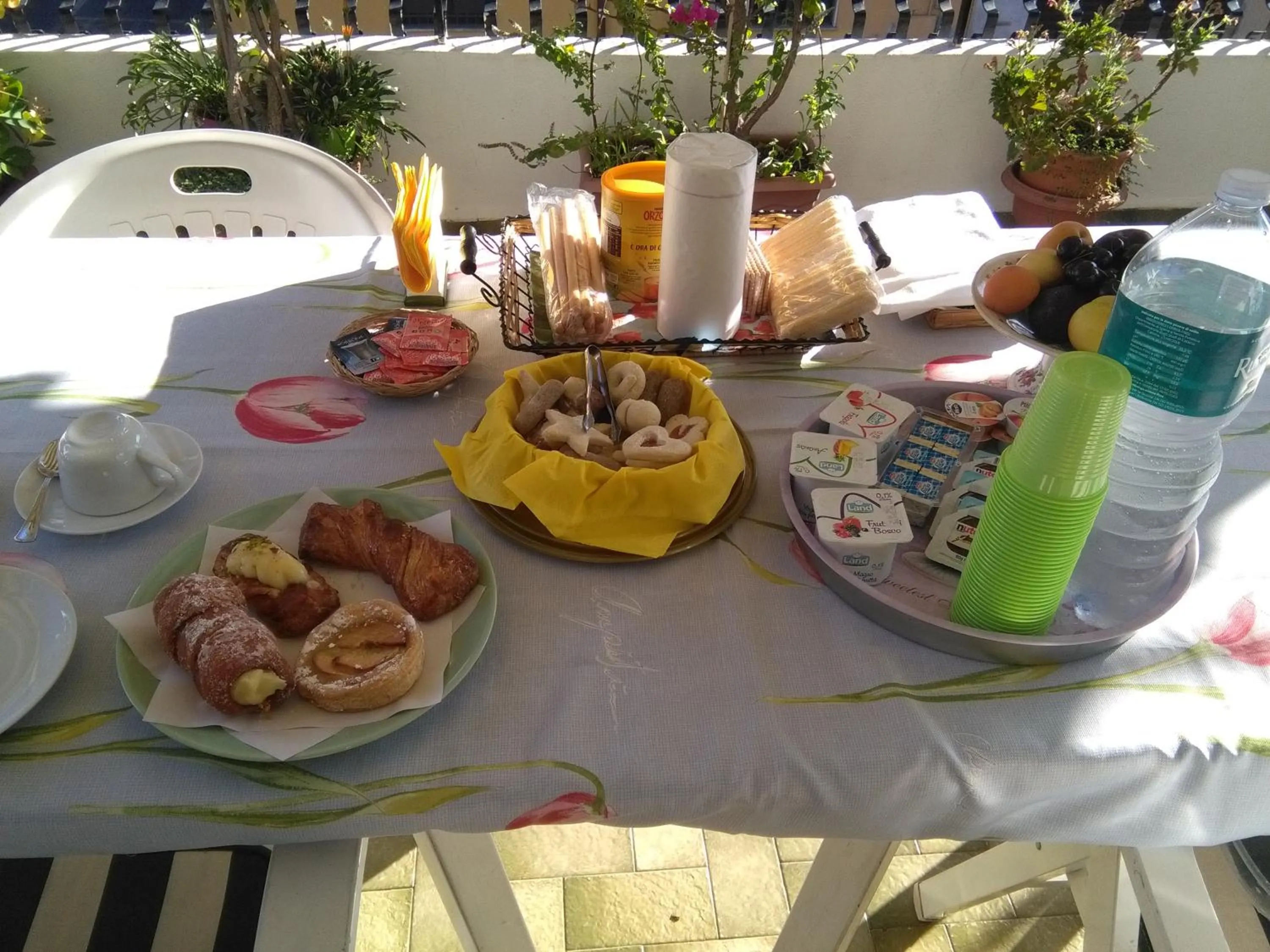 Breakfast in La Castellese