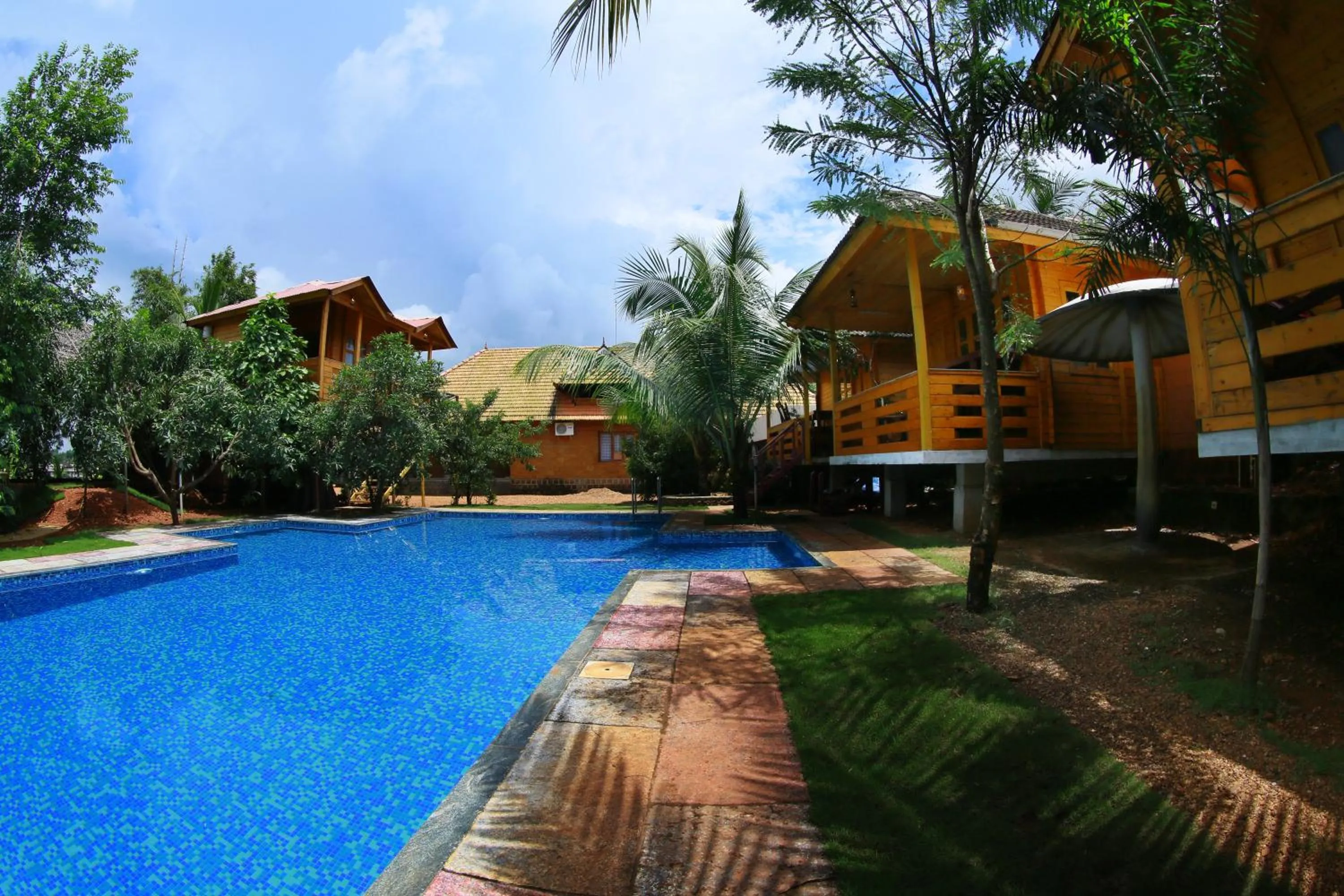 Swimming pool in Woodgreens Heritage Resorts