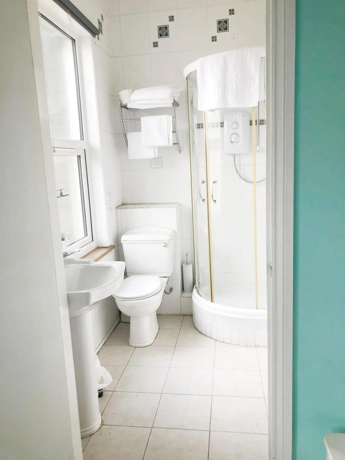 Bathroom in Caspian Hotel