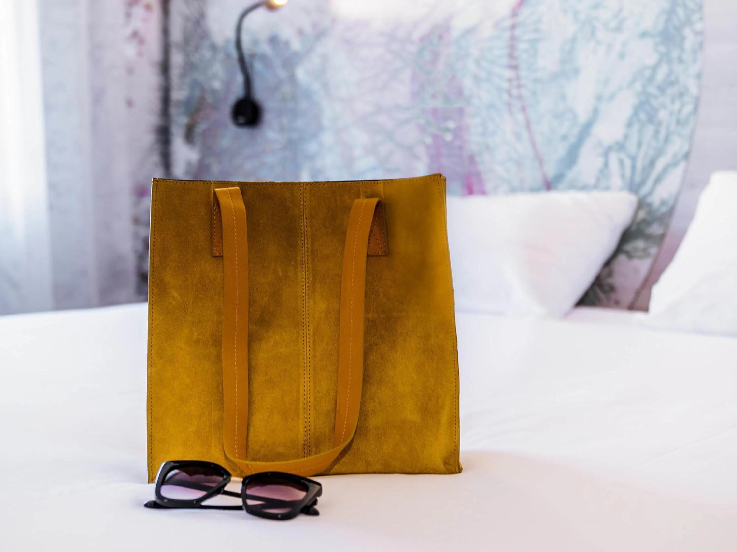 Bedroom in ibis Styles Antibes