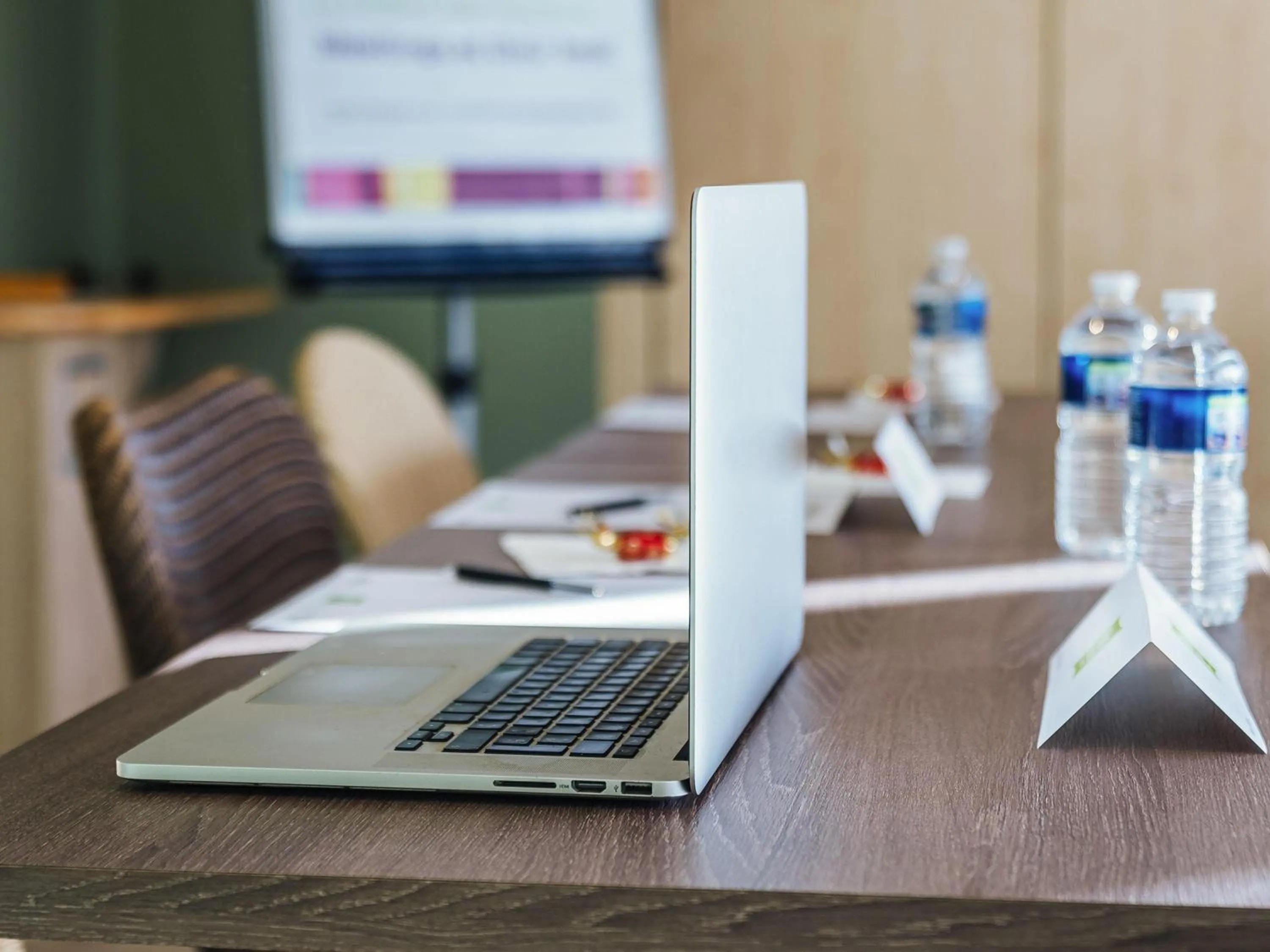 Meeting/conference room in ibis Styles Antibes