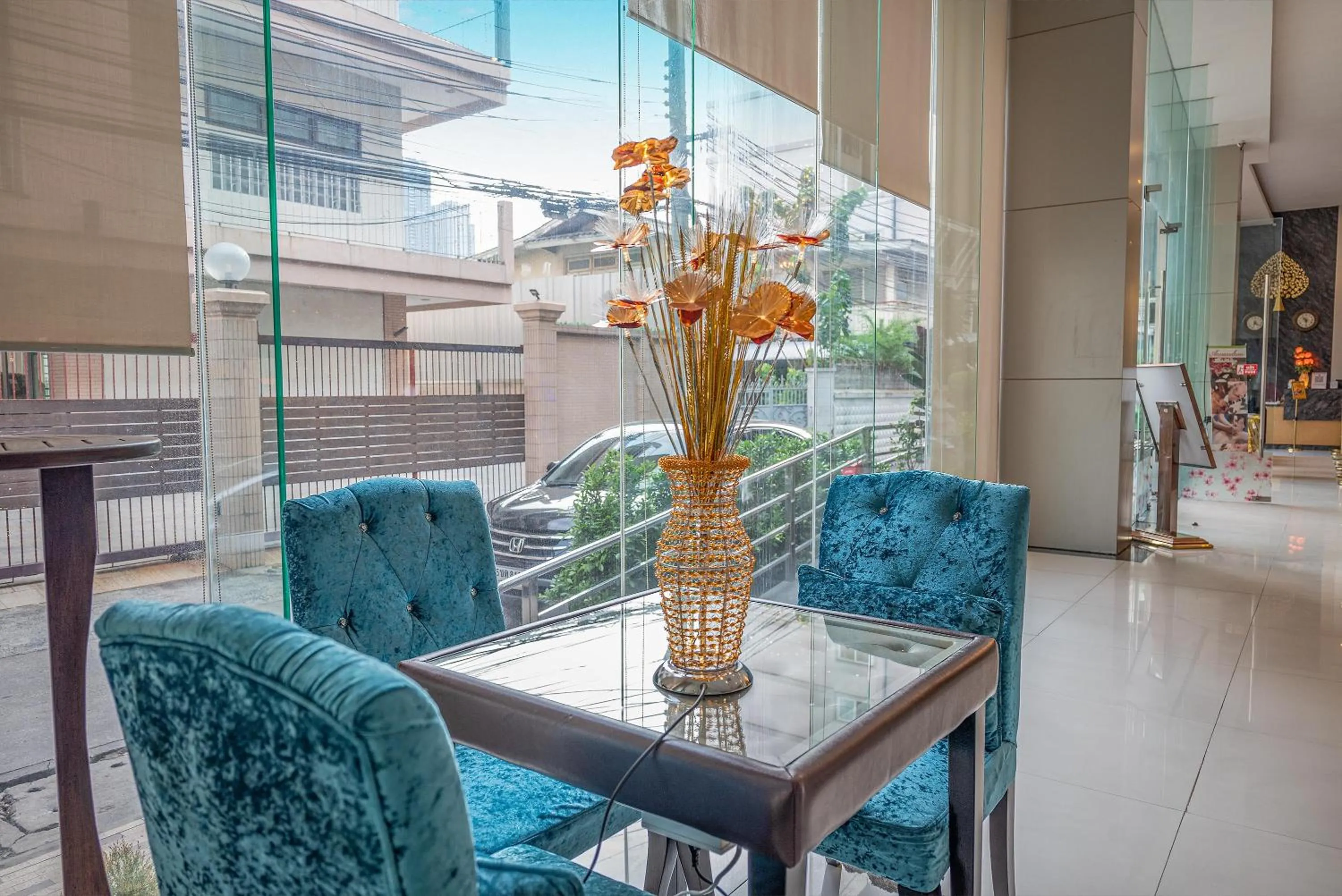 Lobby or reception in Boss Suites Nana Hotel