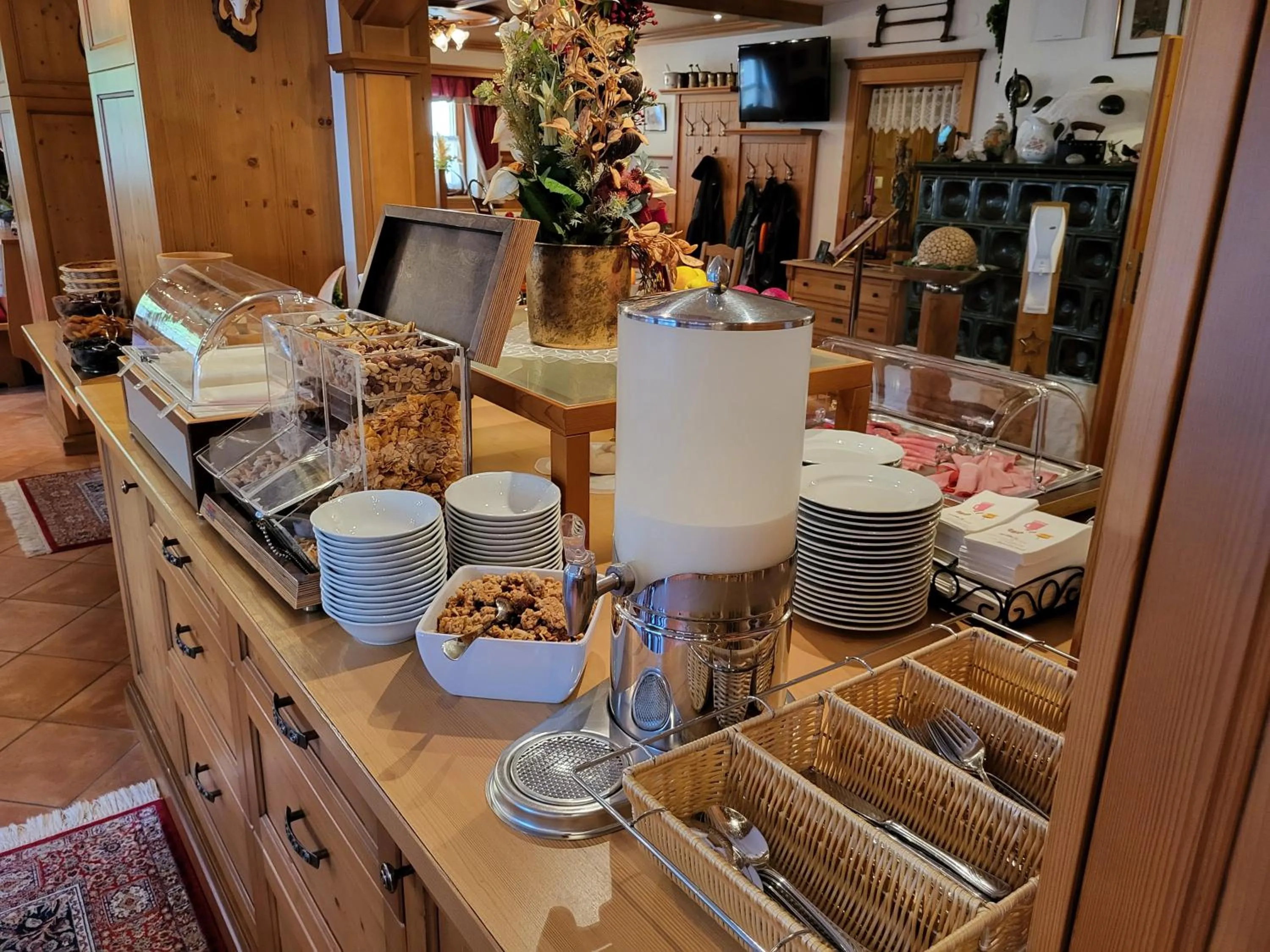 Food and drinks in Hotel Garni Landhaus Trenkenbach