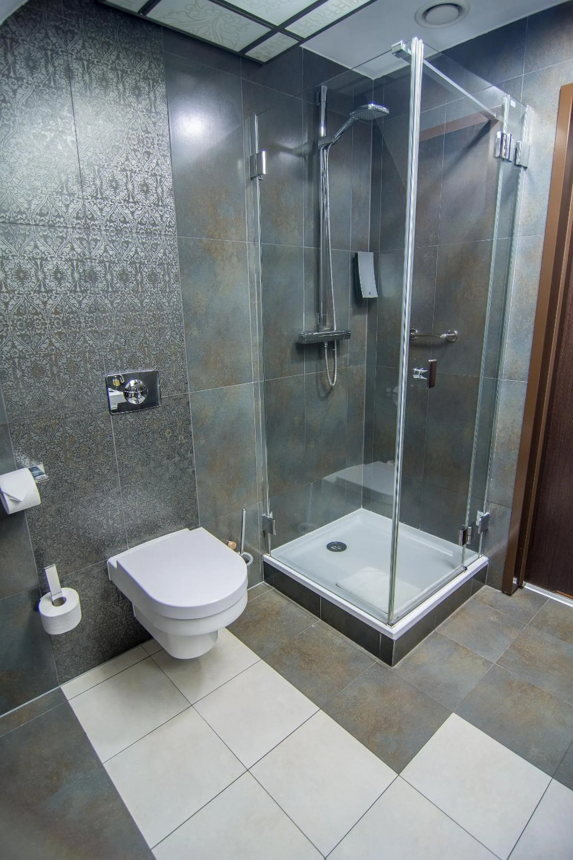 Bathroom in Hotel Barczyzna Medical Spa