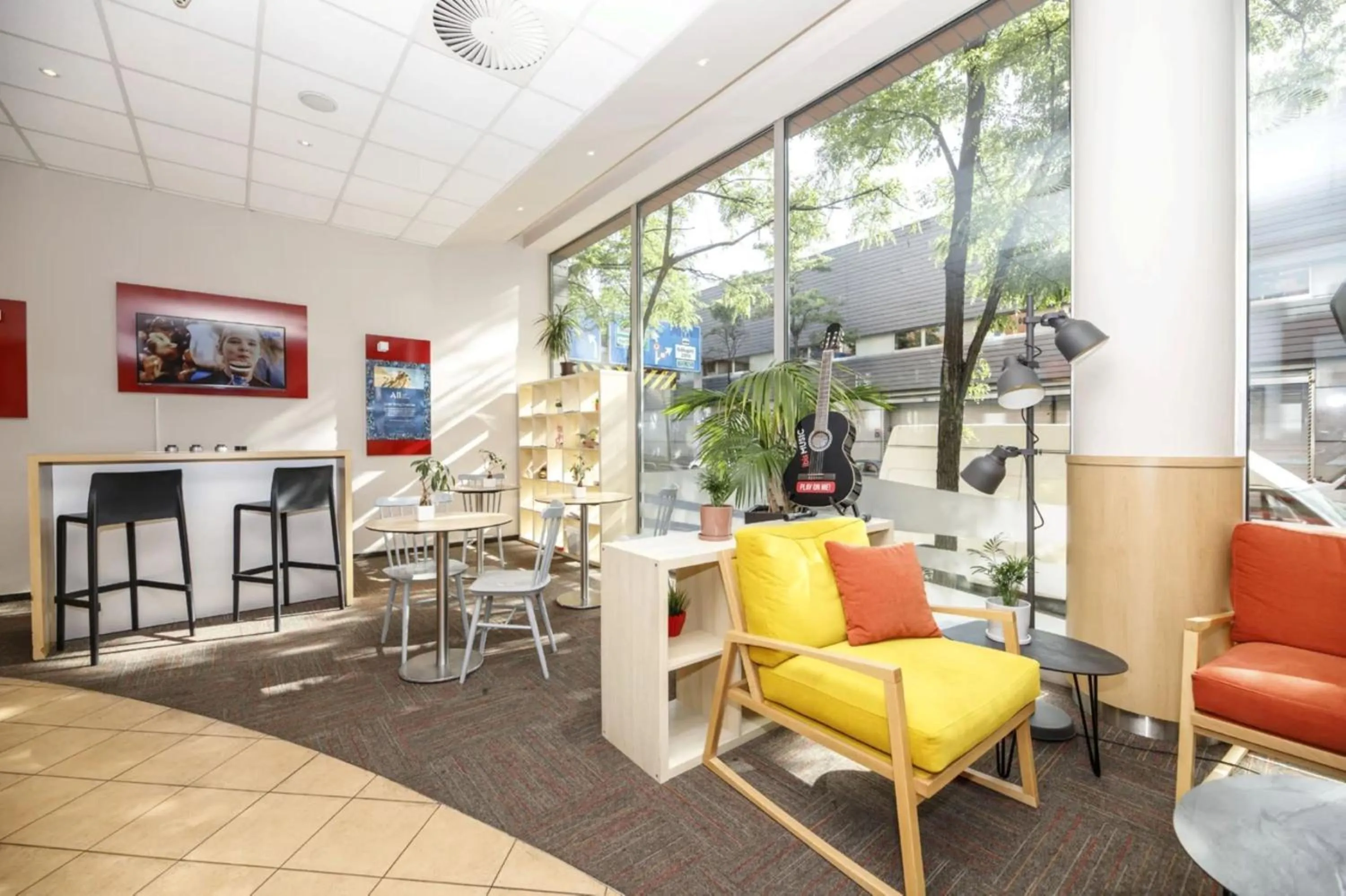 Lobby or reception in Ibis Praha Mala Strana