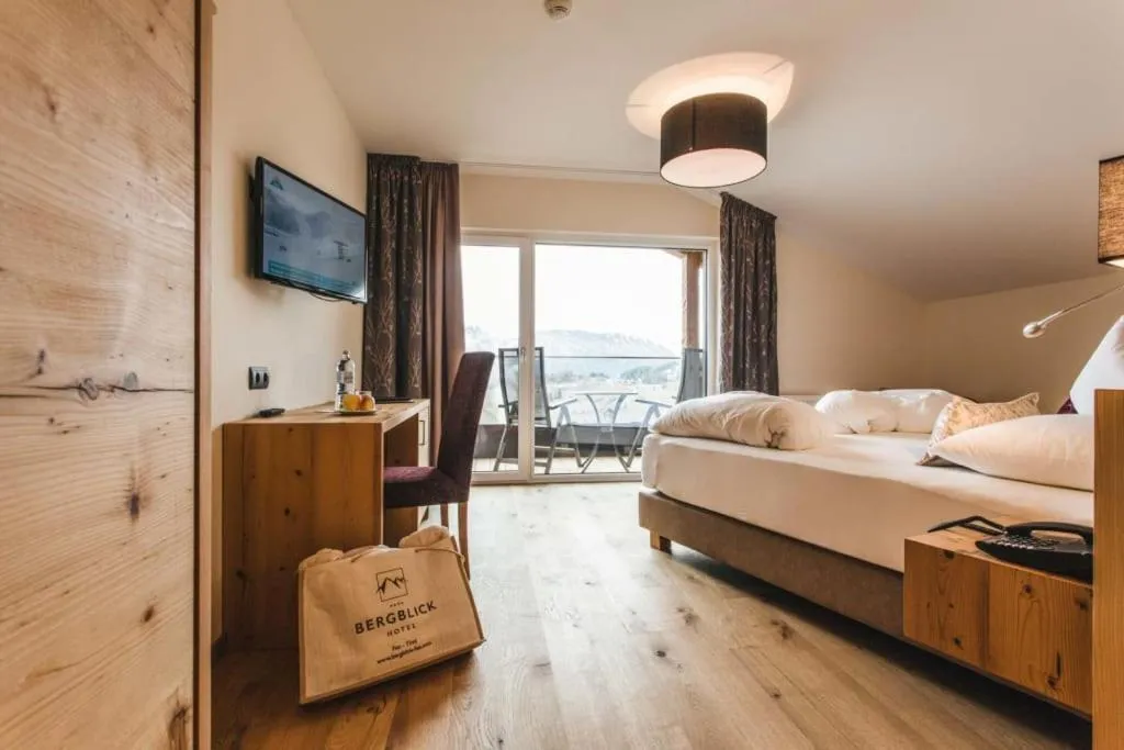 Bed in Hotel Bergblick 4 Sterne Superior