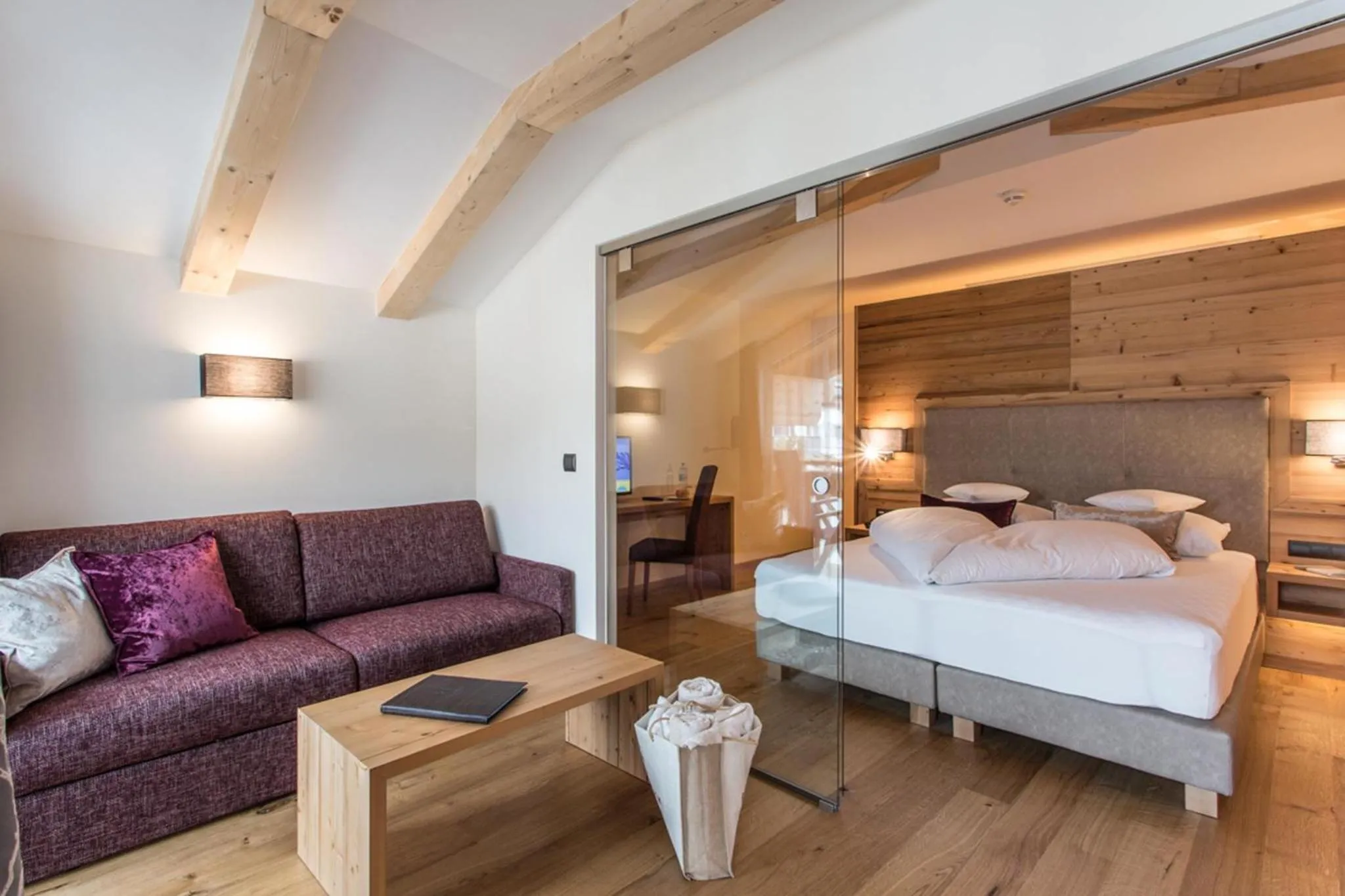 Photo of the whole room, Bed in Hotel Bergblick 4 Sterne Superior