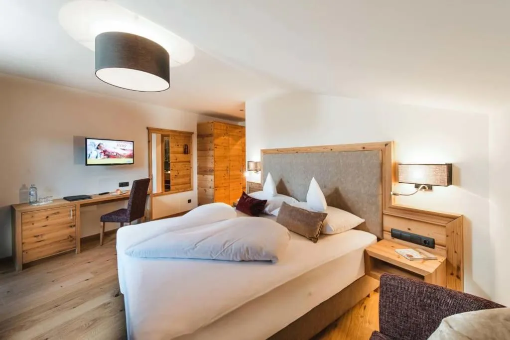 Bed in Hotel Bergblick 4 Sterne Superior