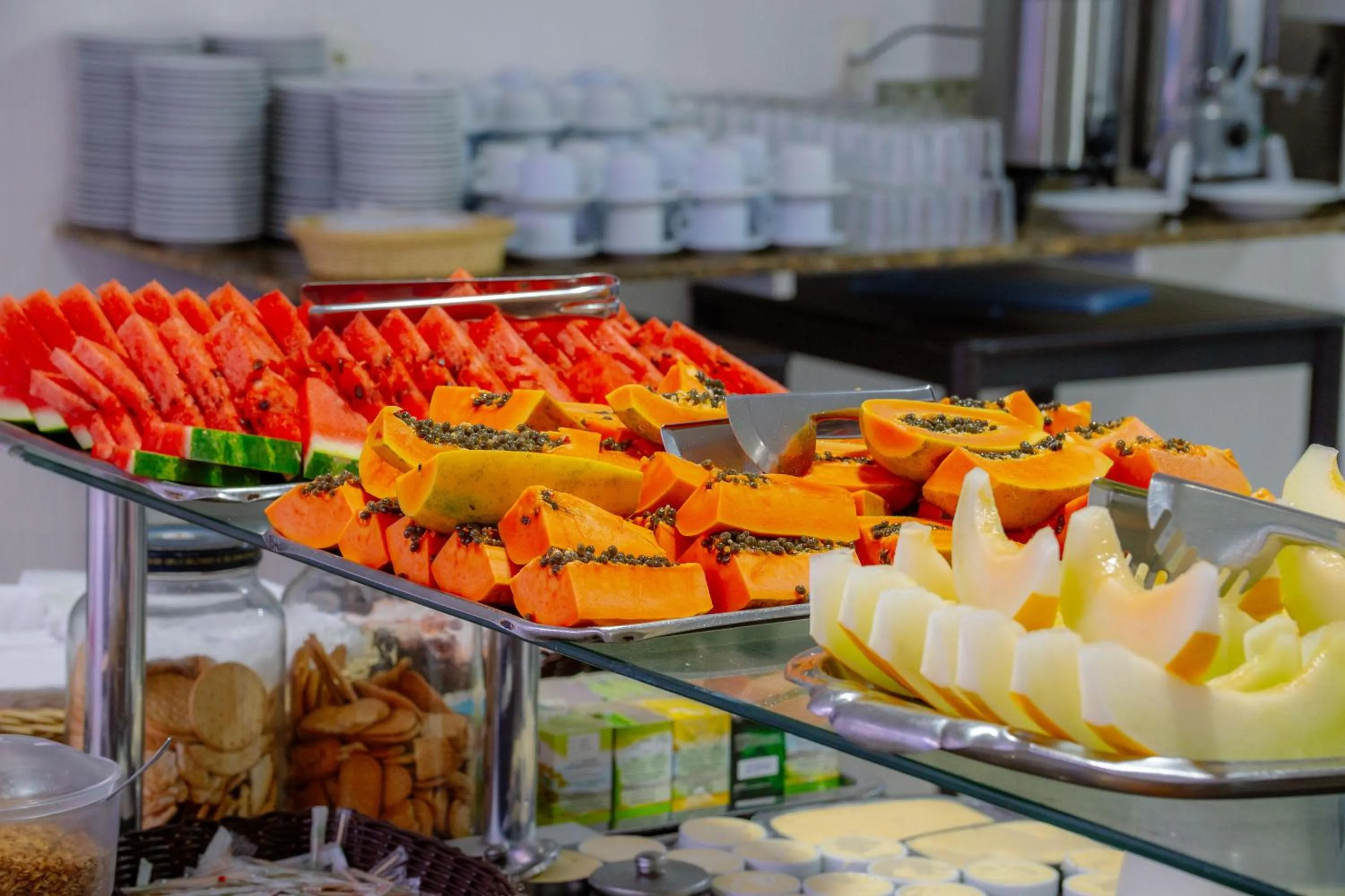 Breakfast in Shangrilá - Rede Soberano