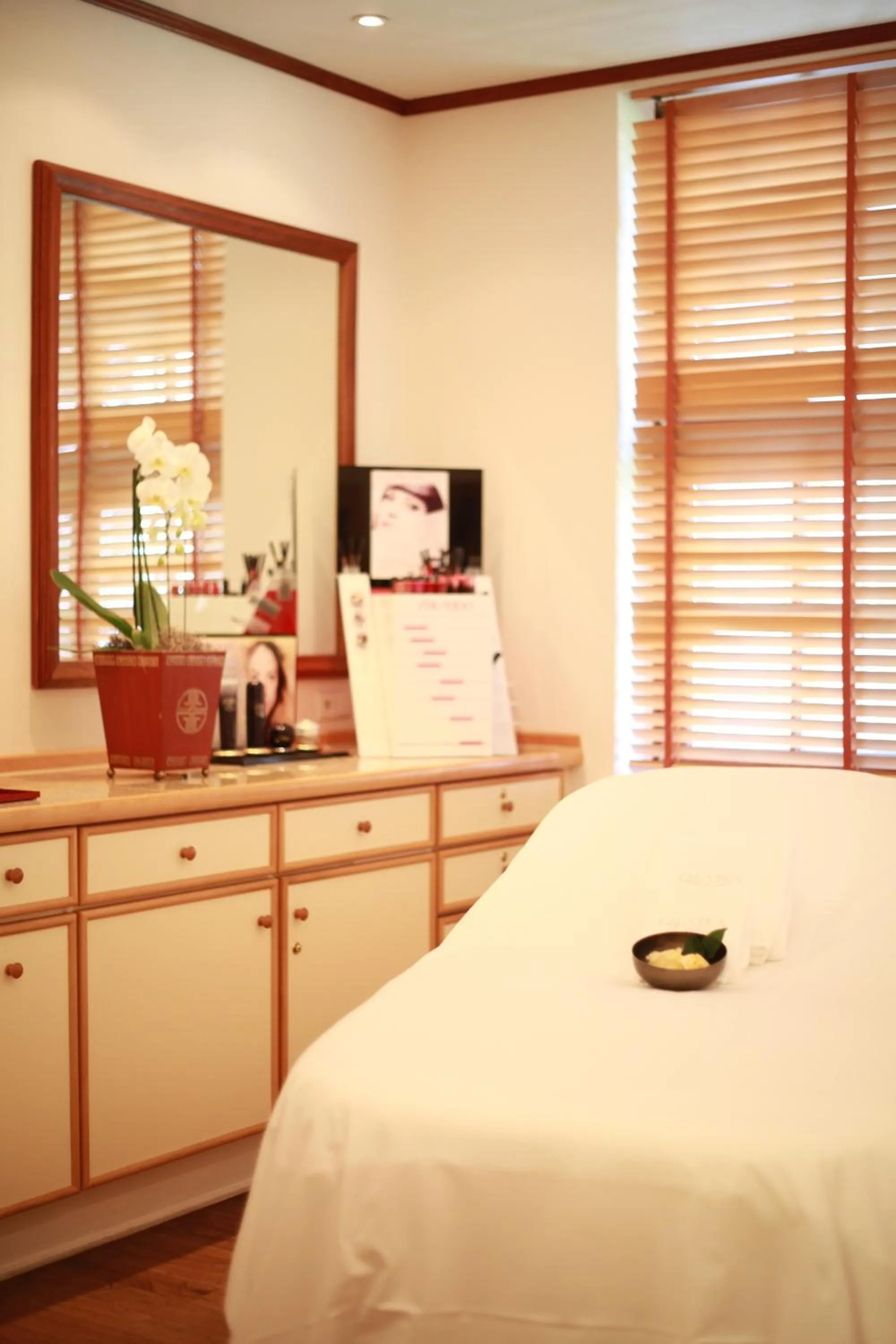 Spa and wellness centre/facilities, Bed in Hotel Stadt Hamburg