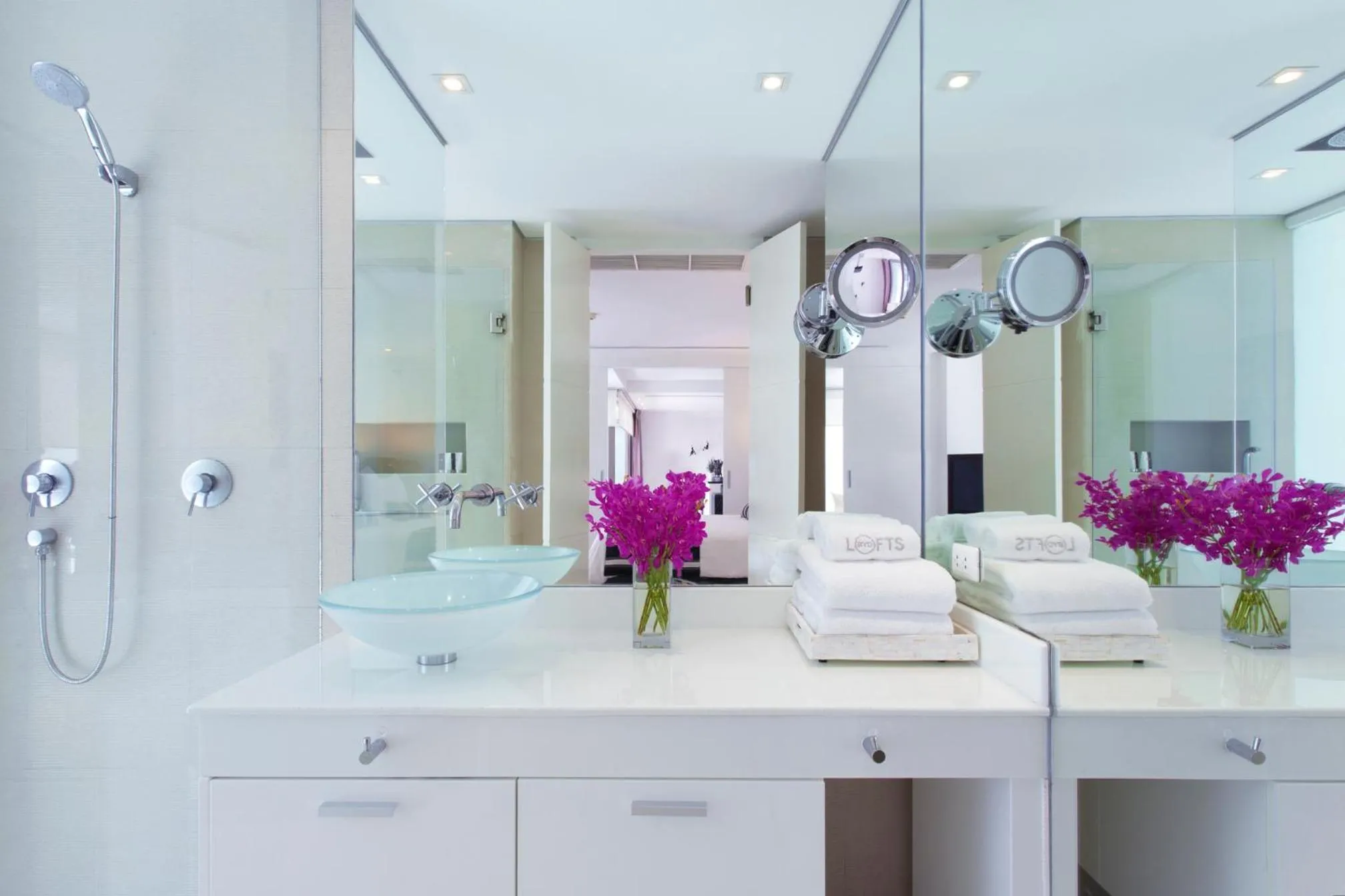 Toilet in BYD Lofts - Boutique Hotel & Serviced Apartments - Patong Beach, Phuket