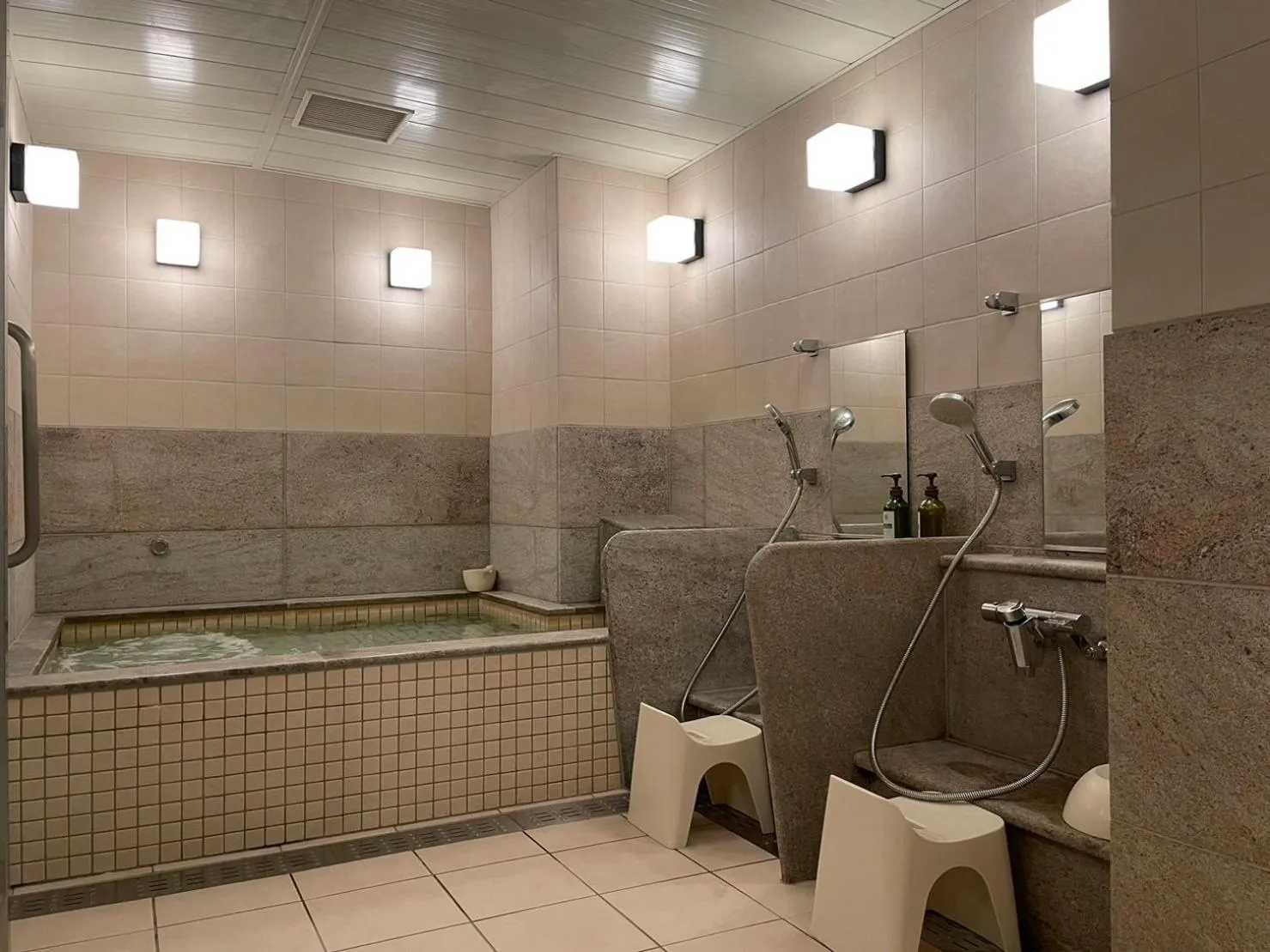 Bathroom in Glansit Akihabara