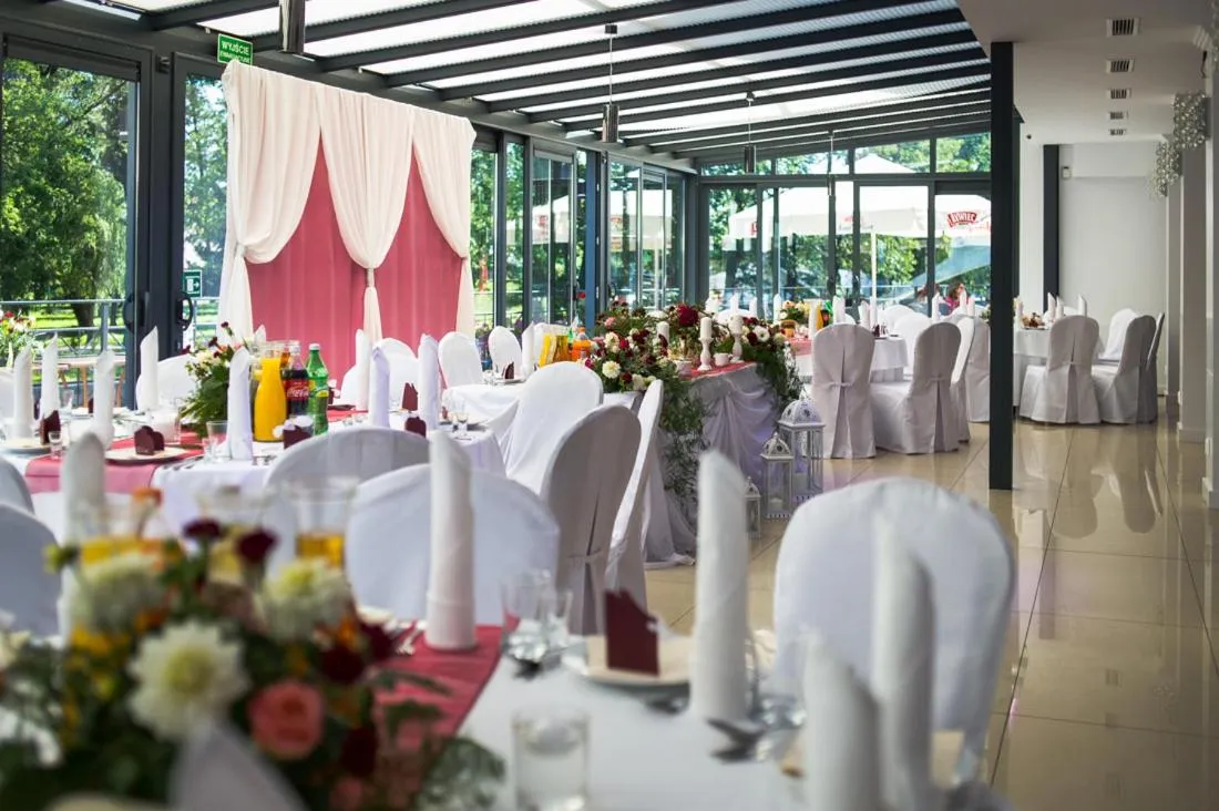 Restaurant/places to eat in Hotel Nad Pisą