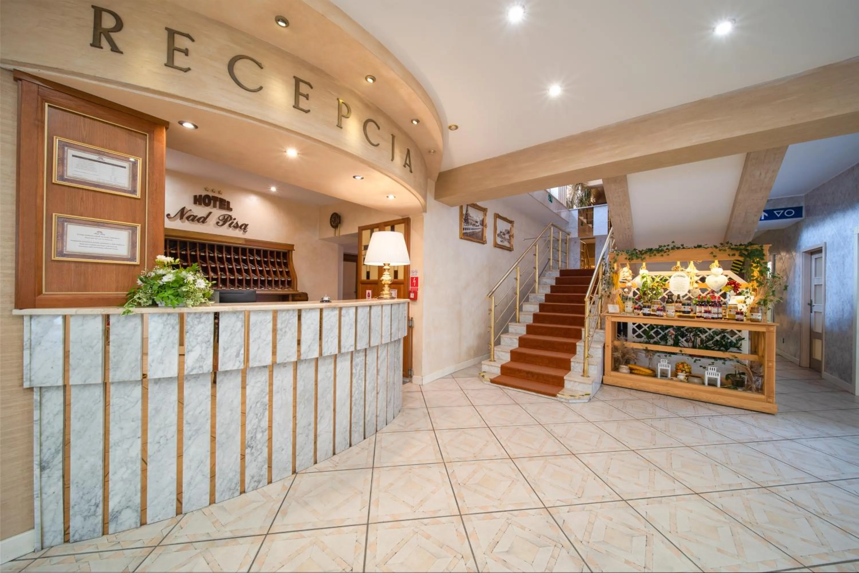 Lobby or reception in Hotel Nad Pisą