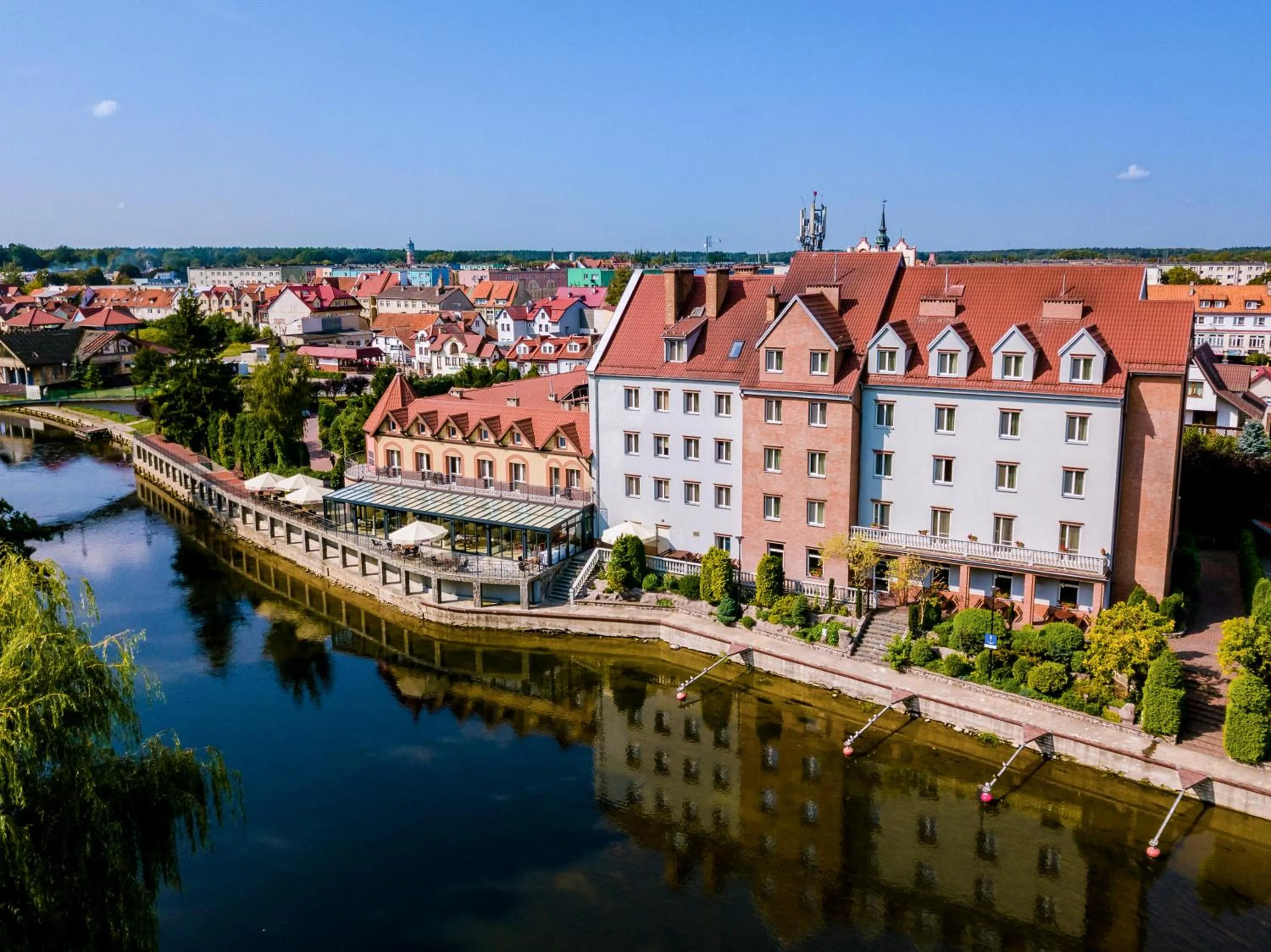 Property building in Hotel Nad Pisą