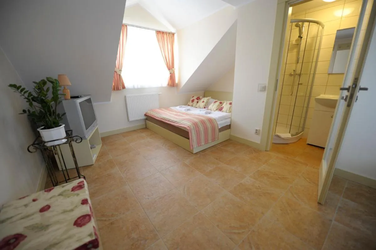 Bed in Hotel Nad Pisą