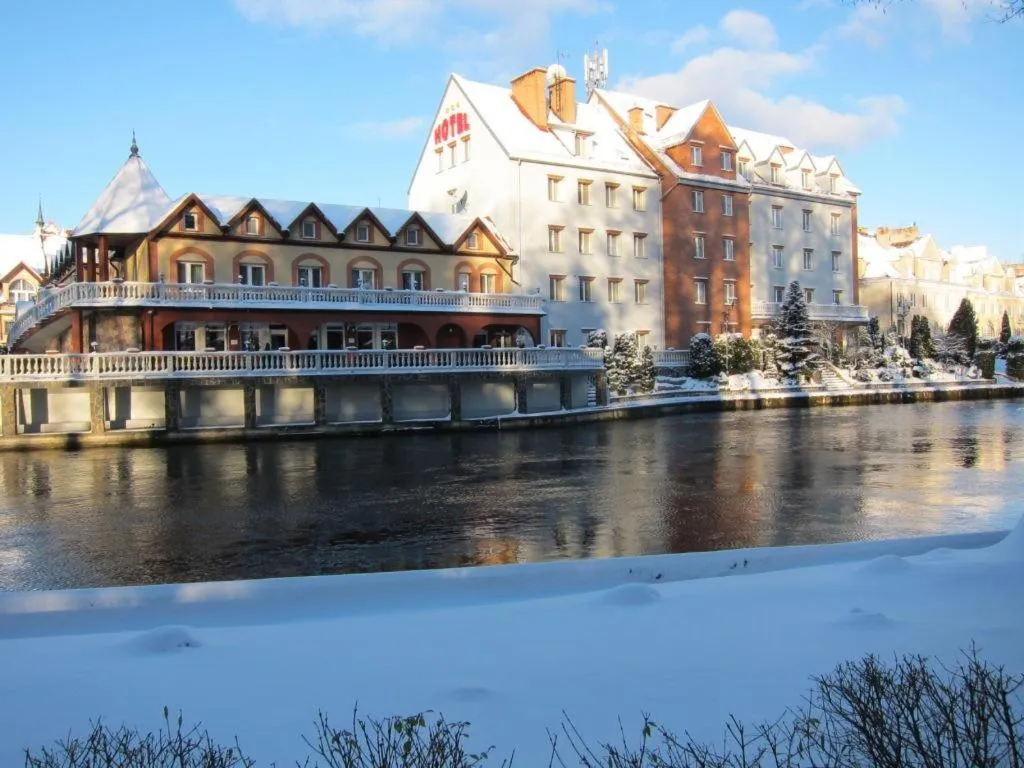 Property building in Hotel Nad Pisą