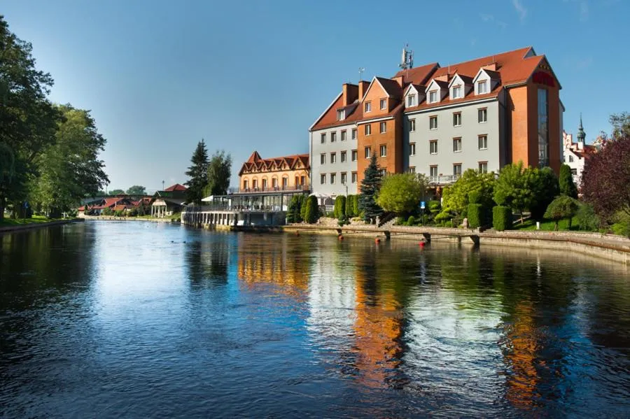 Property building in Hotel Nad Pisą