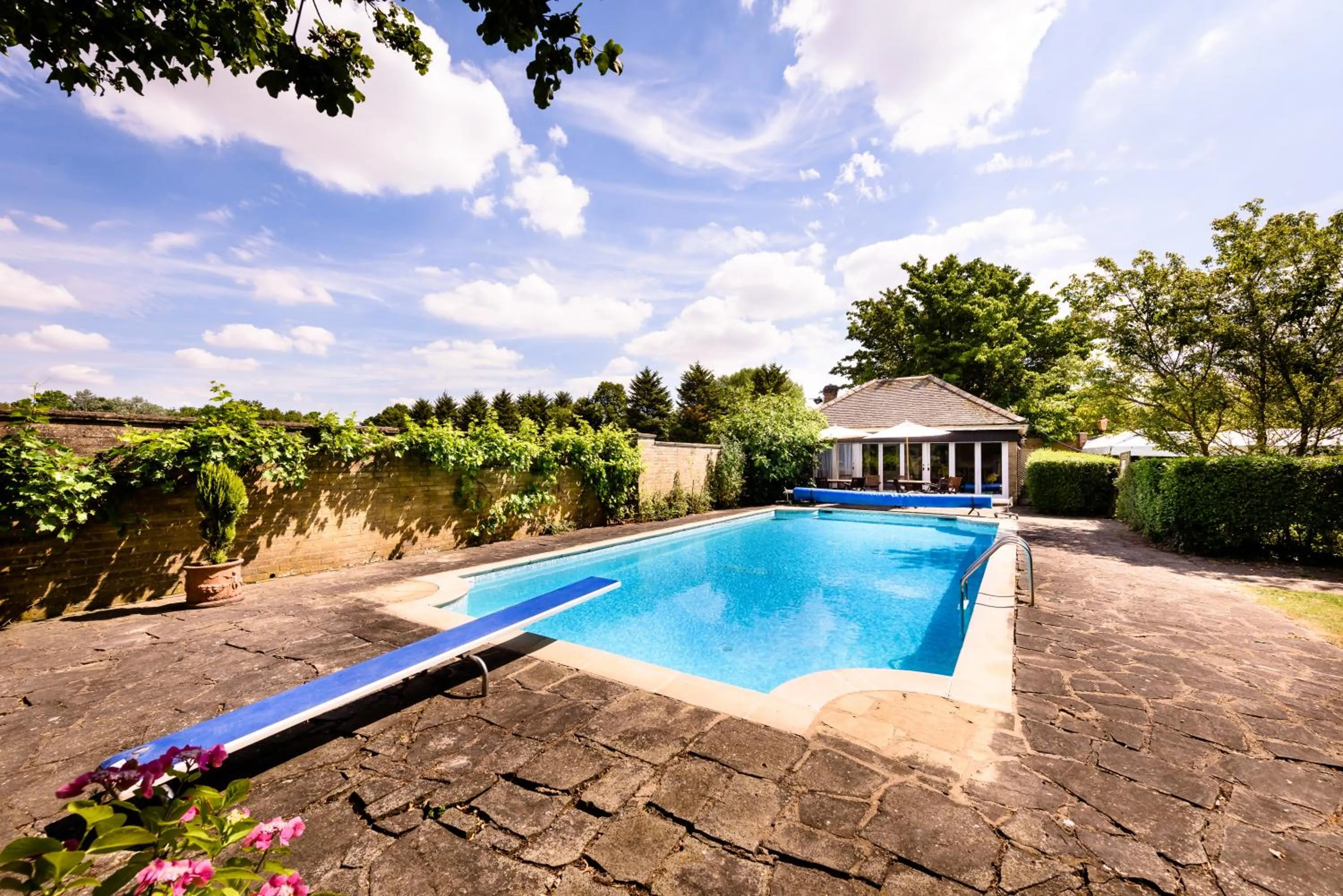 Swimming pool in Rectory Farm
