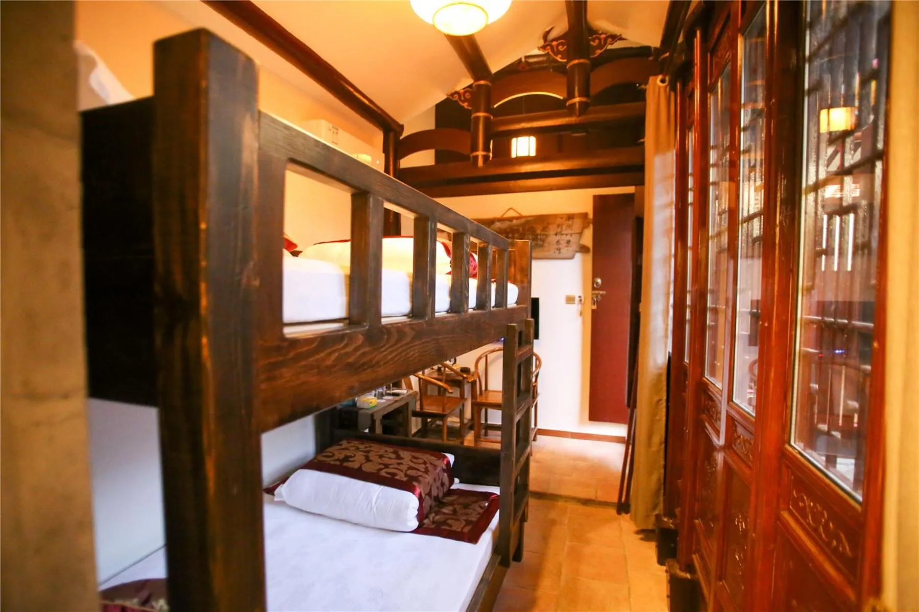 Photo of the whole room in Manju Inn