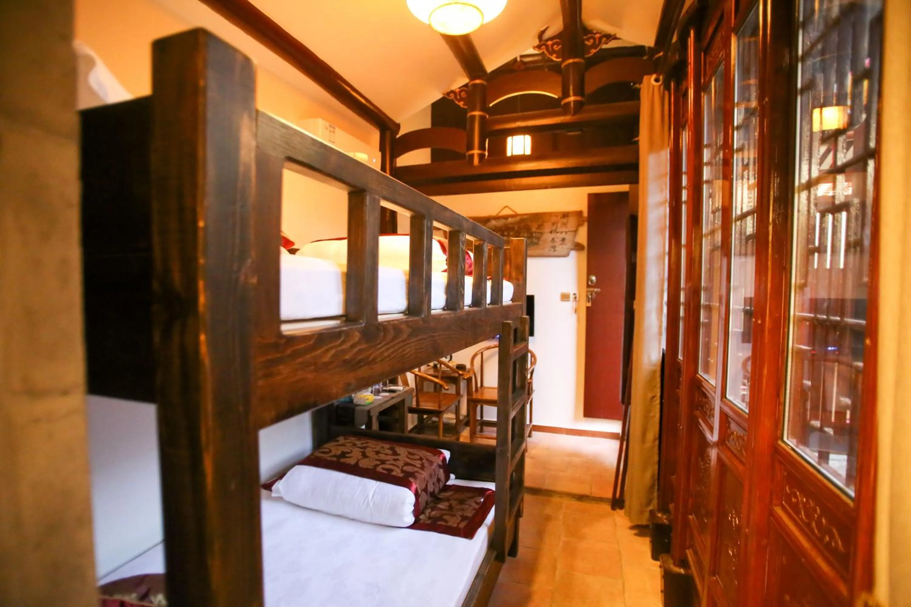 Photo of the whole room in Manju Inn