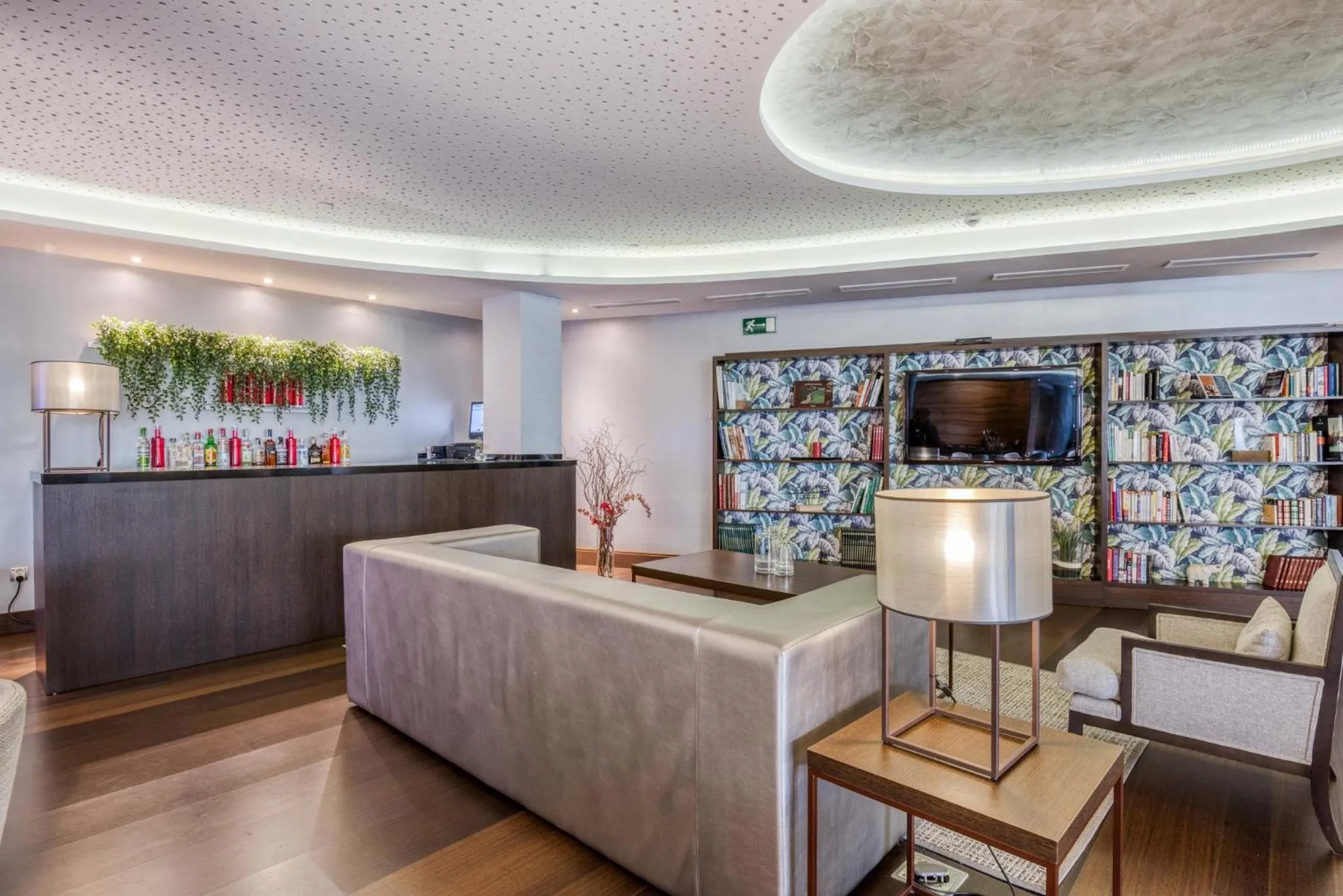 Lounge or bar in Sercotel Coliseo