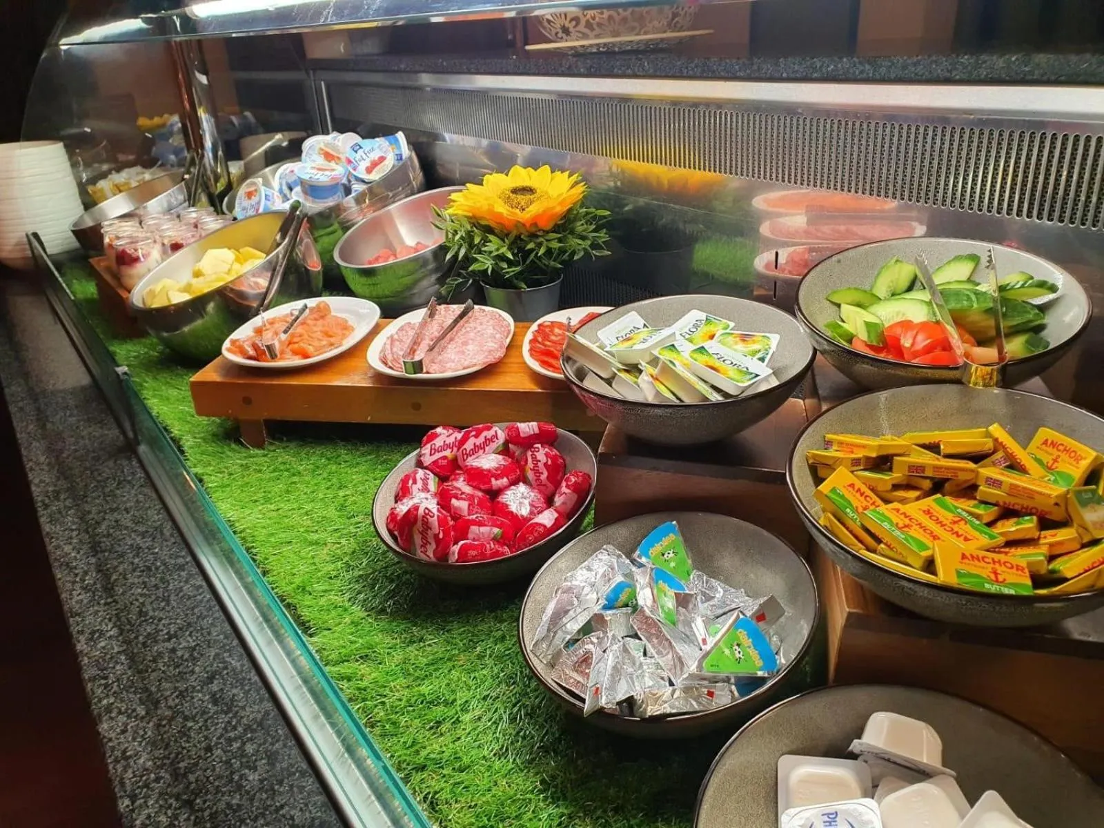 Buffet breakfast in Cranfield Management Development Centre