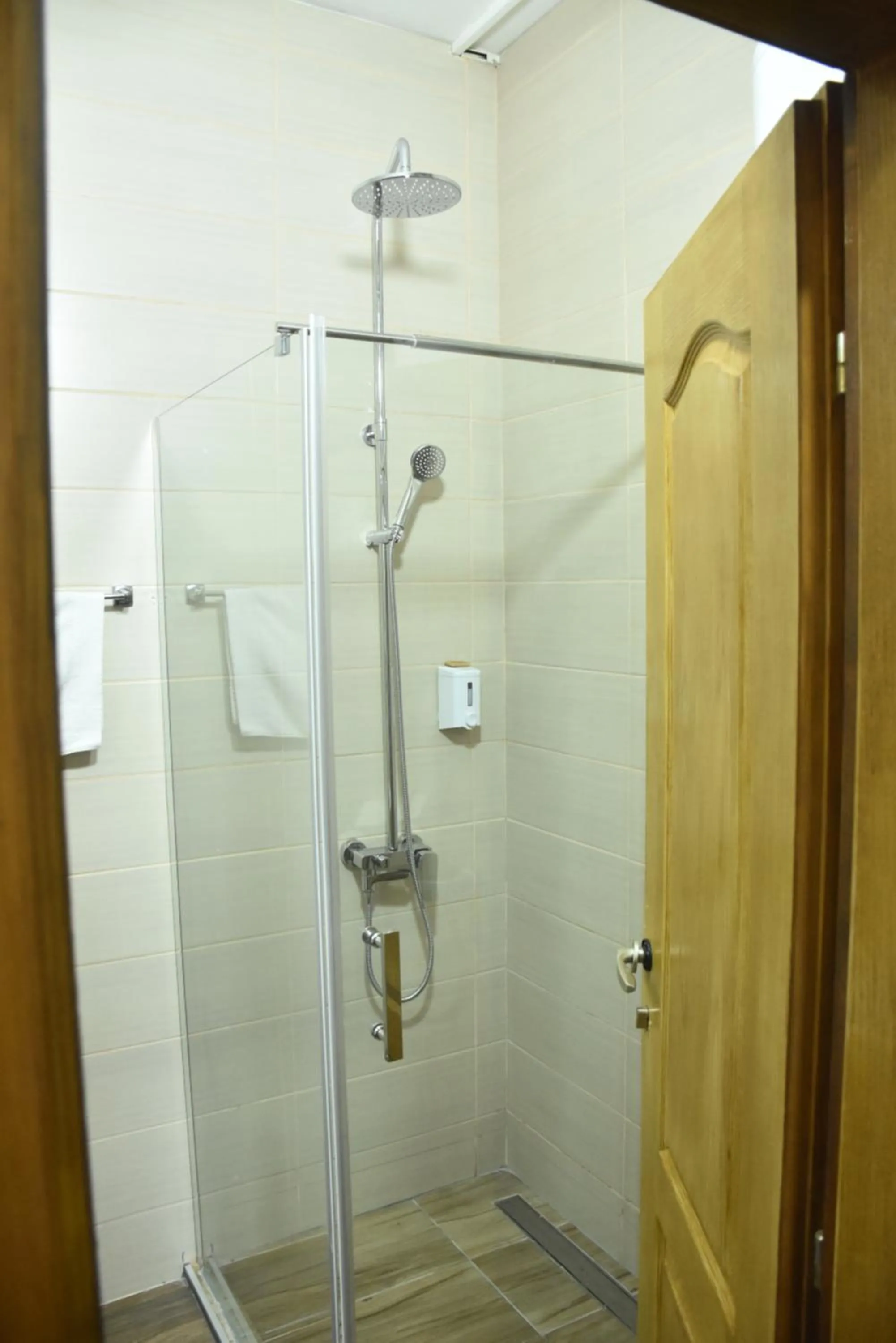 Mps Lux Apartments