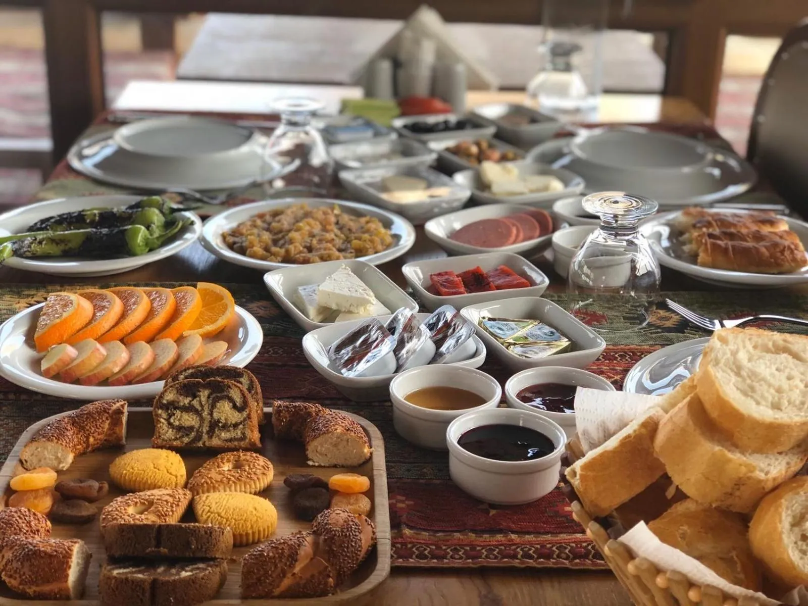 Food and drinks in Cappadocia Ozbek Stone House