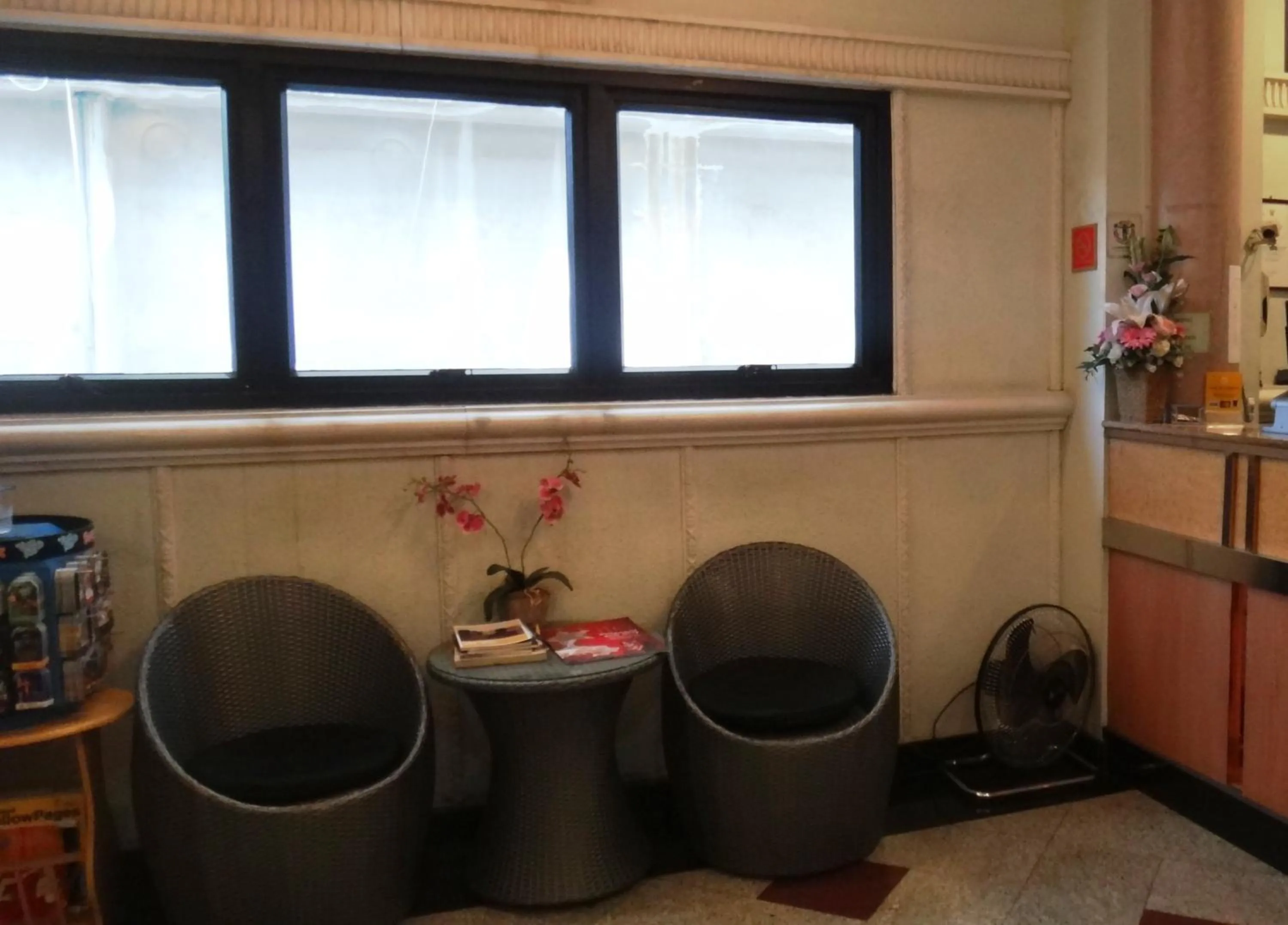 Lobby or reception in Sam's Lodge