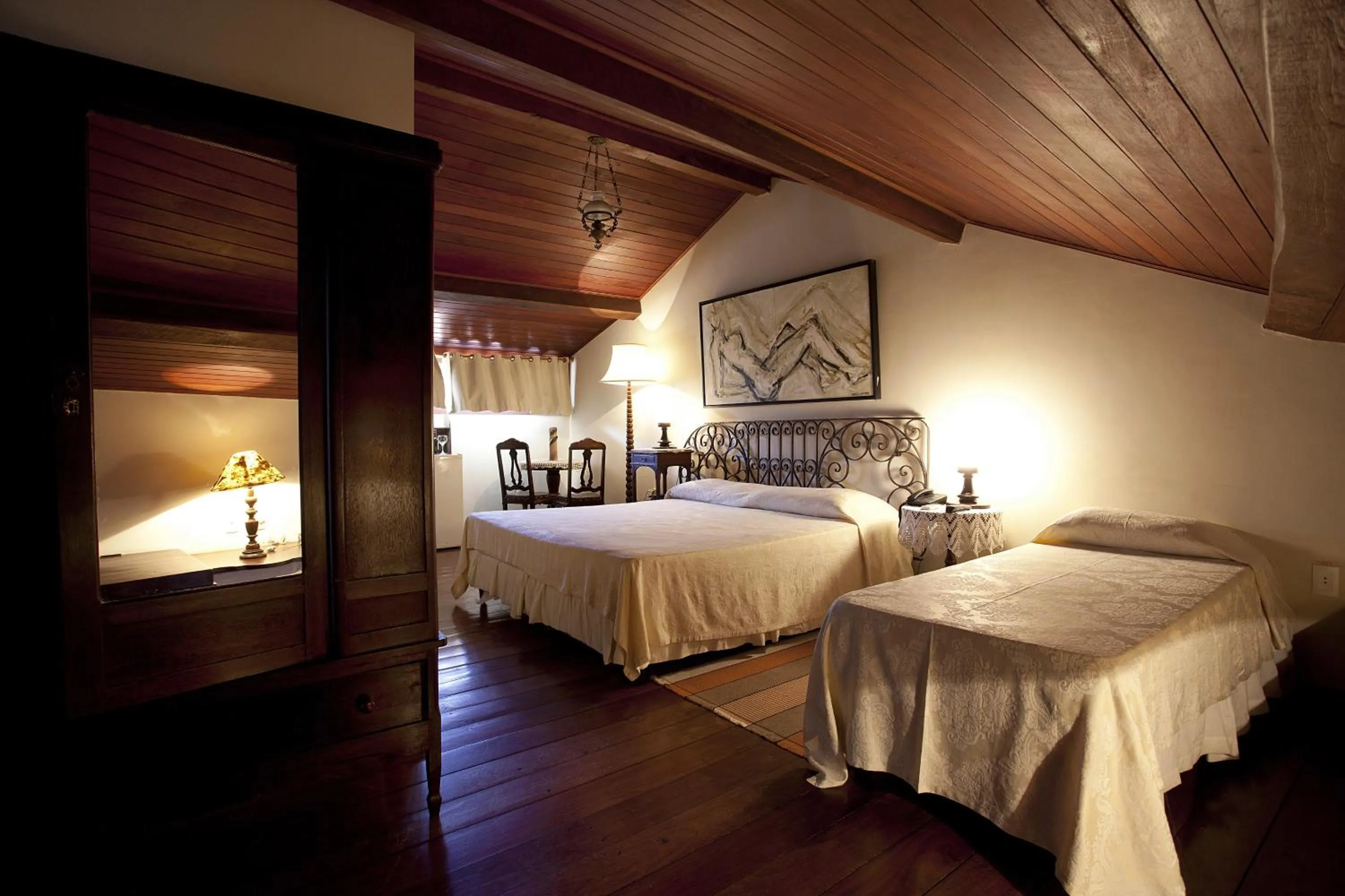 Photo of the whole room, Bed in Pousada dos Quatro Cantos