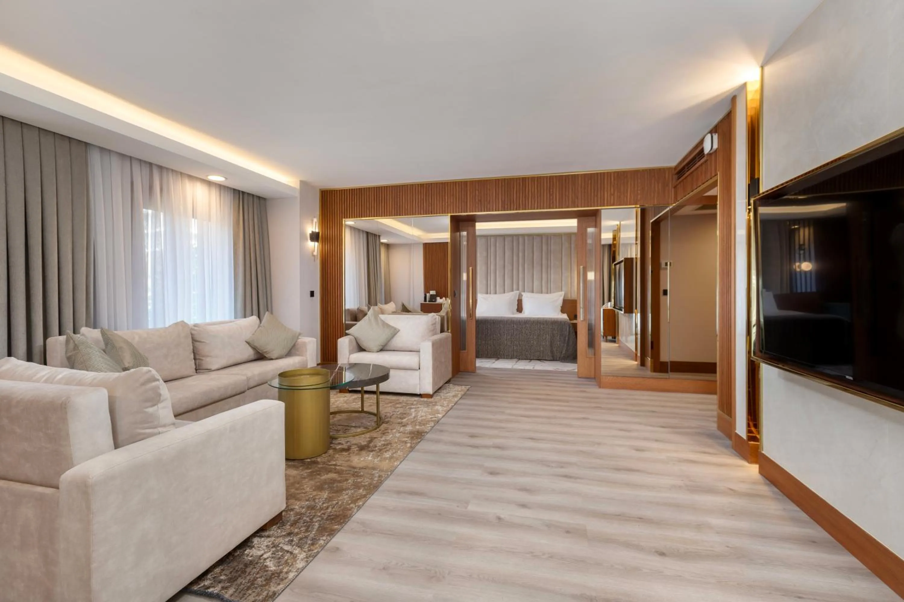 Photo of the whole room in Limak Ambassadore Hotel Ankara