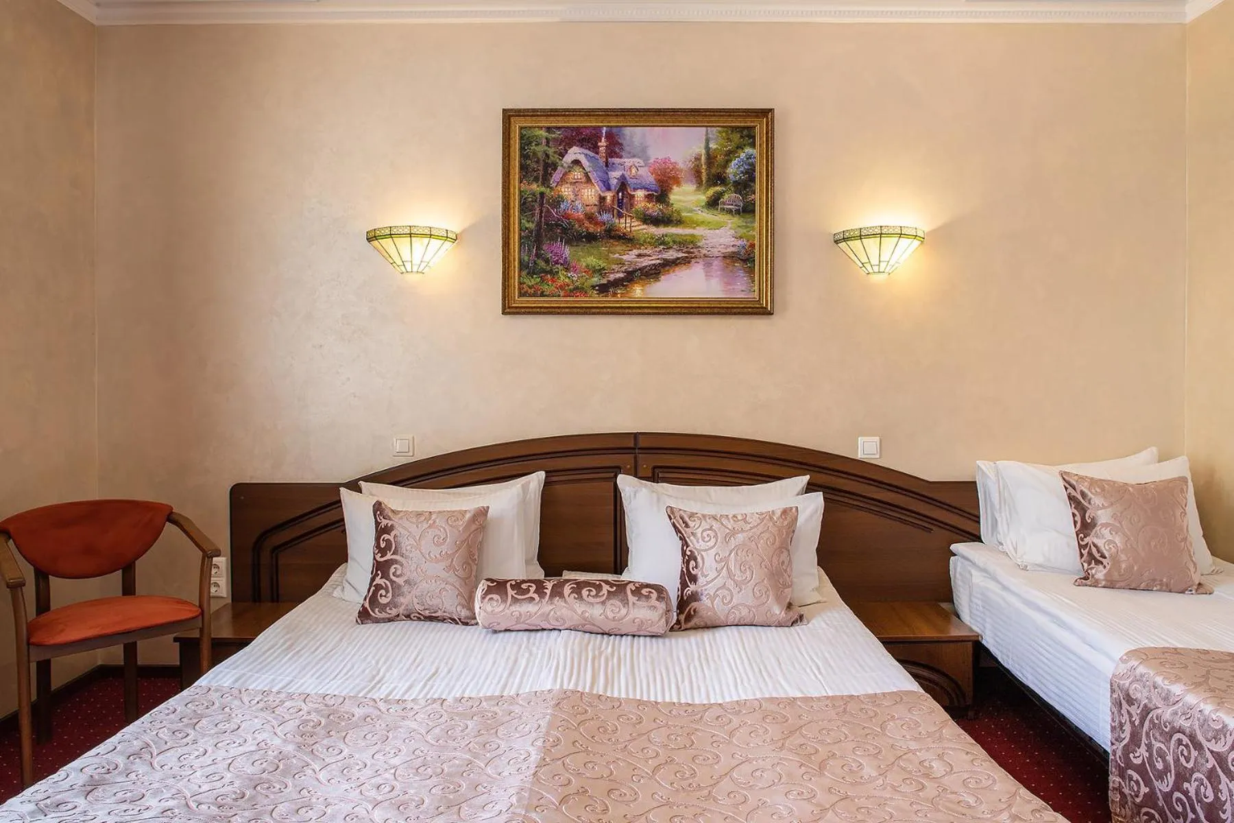 Bed in Edem Hotel Lviv