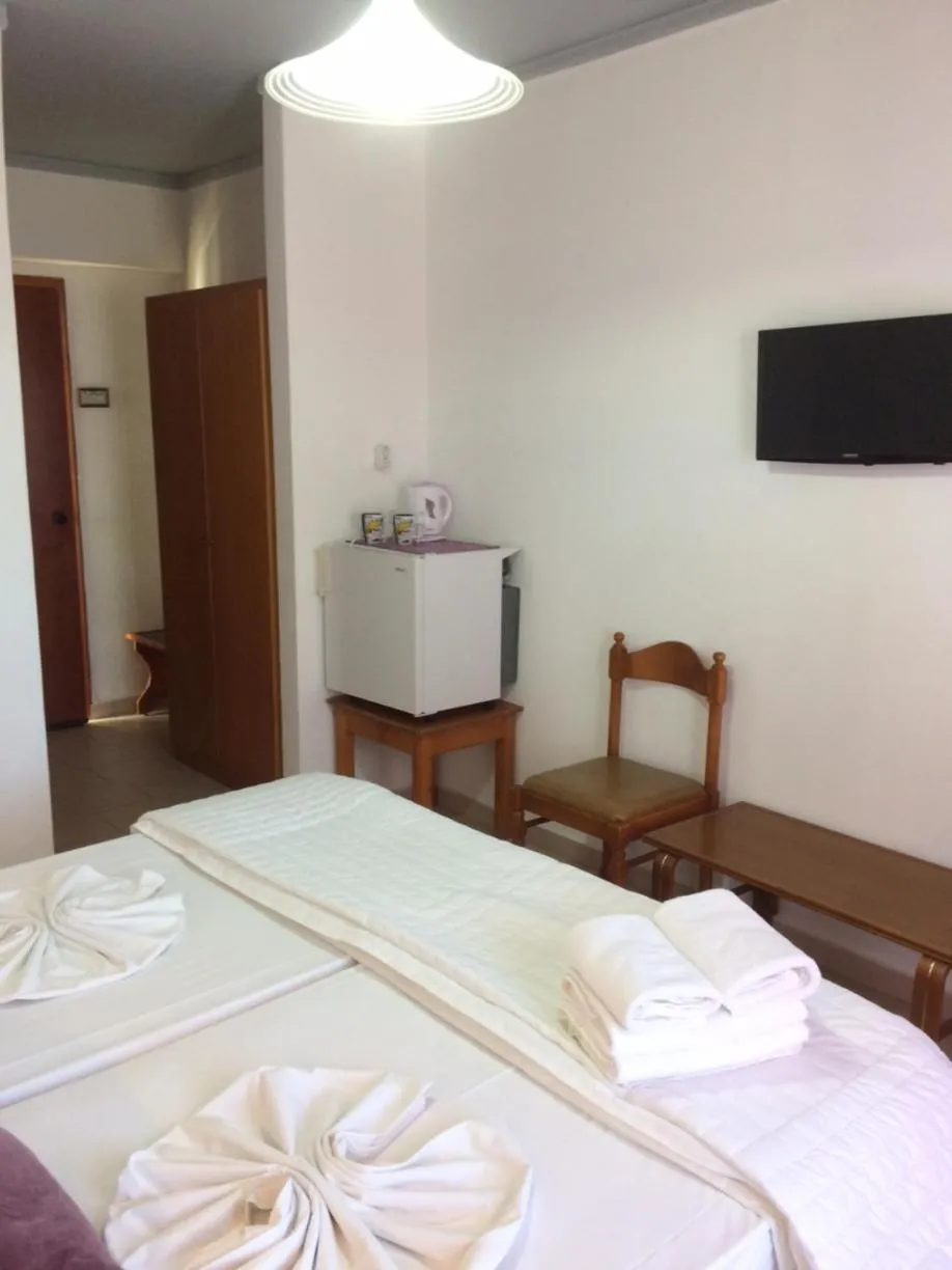 Photo of the whole room, Bed in Sea Breeze Hotel