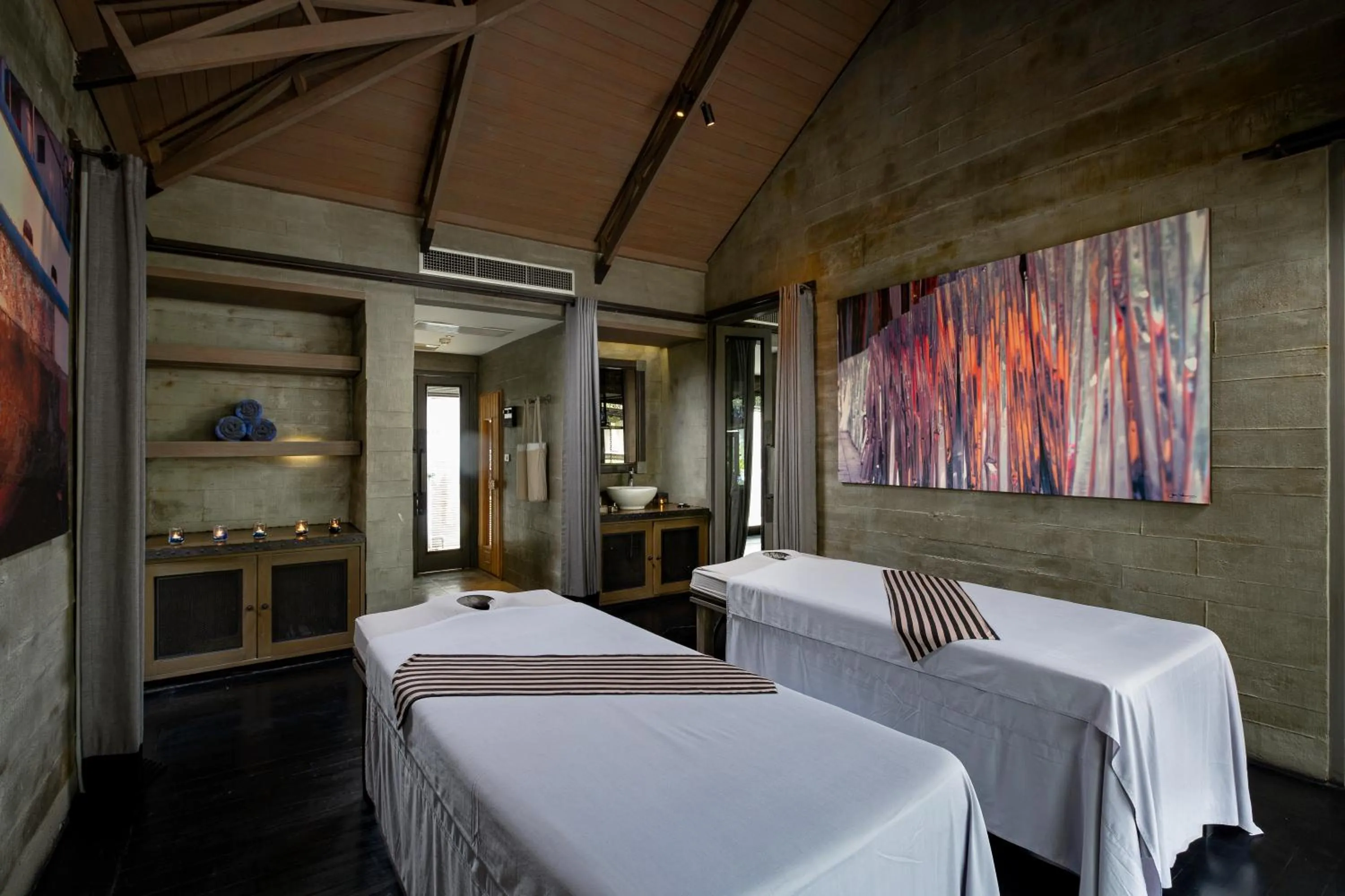 Spa and wellness centre/facilities, Bed in The Slate, Phuket