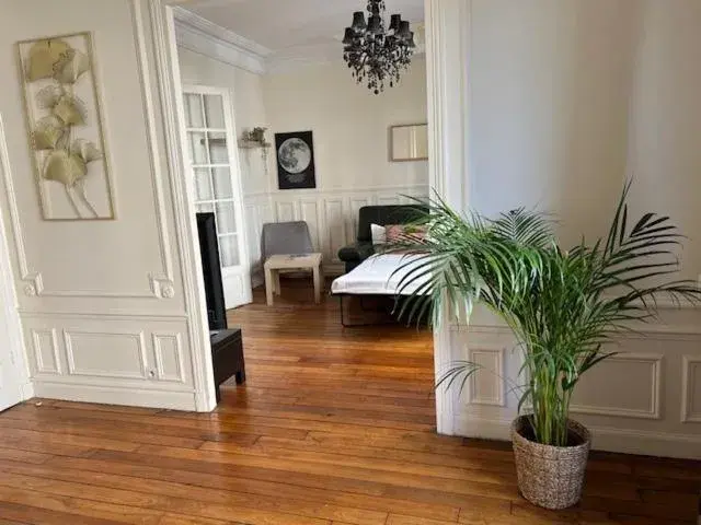 Suite with Terrace in Hotel Arc Paris Porte d'Orléans Suite with Terrace in Hotel Arc Paris Porte d'Orléans