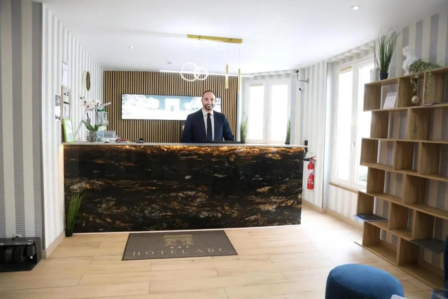 Lobby or reception in Hotel Arc Paris Porte d'Orléans