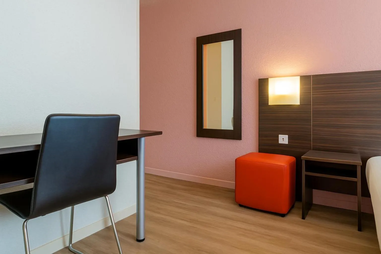 Photo of the whole room in Hotel Arc Paris Porte d'Orléans