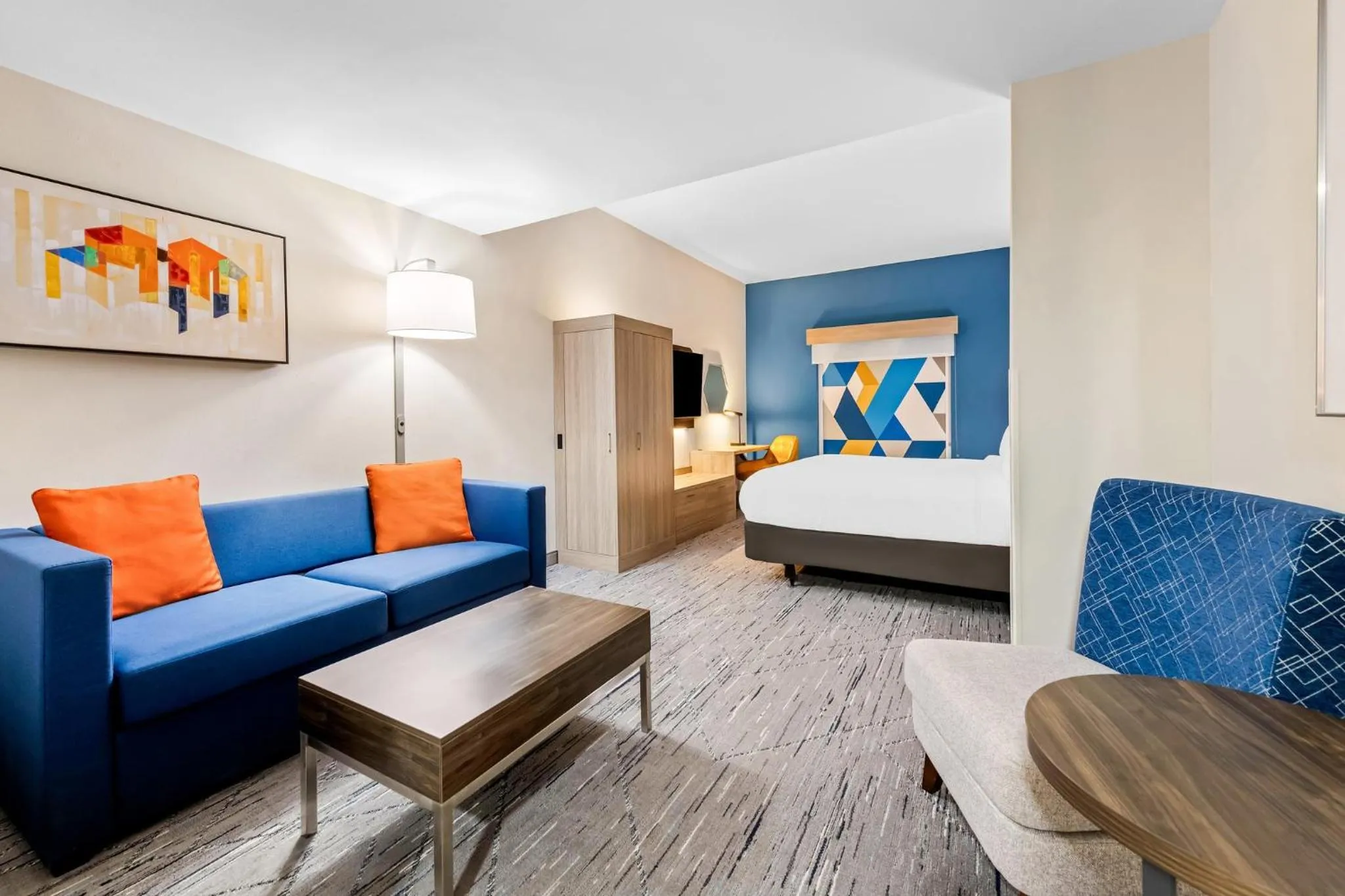 Photo of the whole room in Holiday Inn Express & Suites Sylva / Dillsboro by IHG