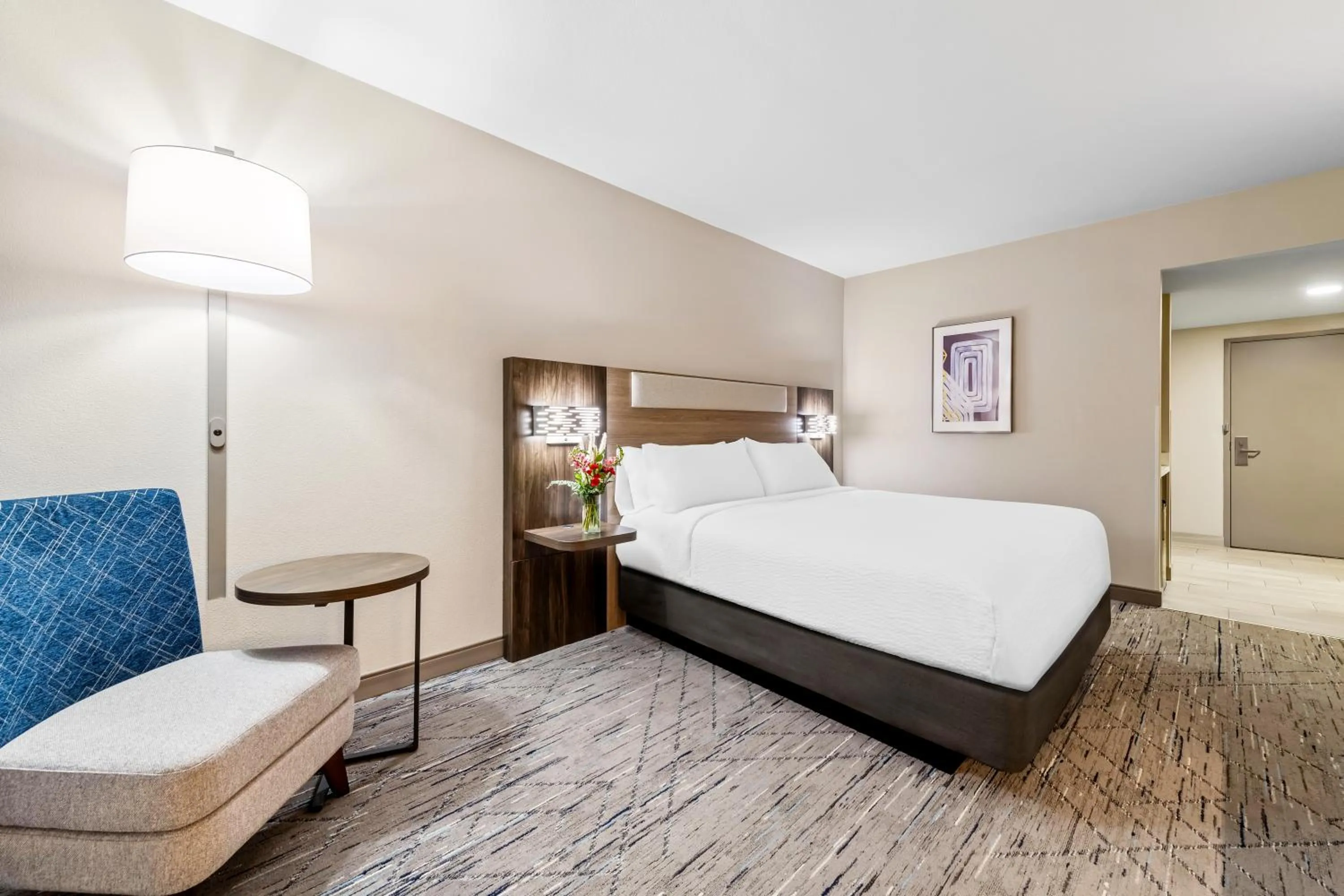 Bedroom, Bed in Holiday Inn Express & Suites Sylva / Dillsboro by IHG