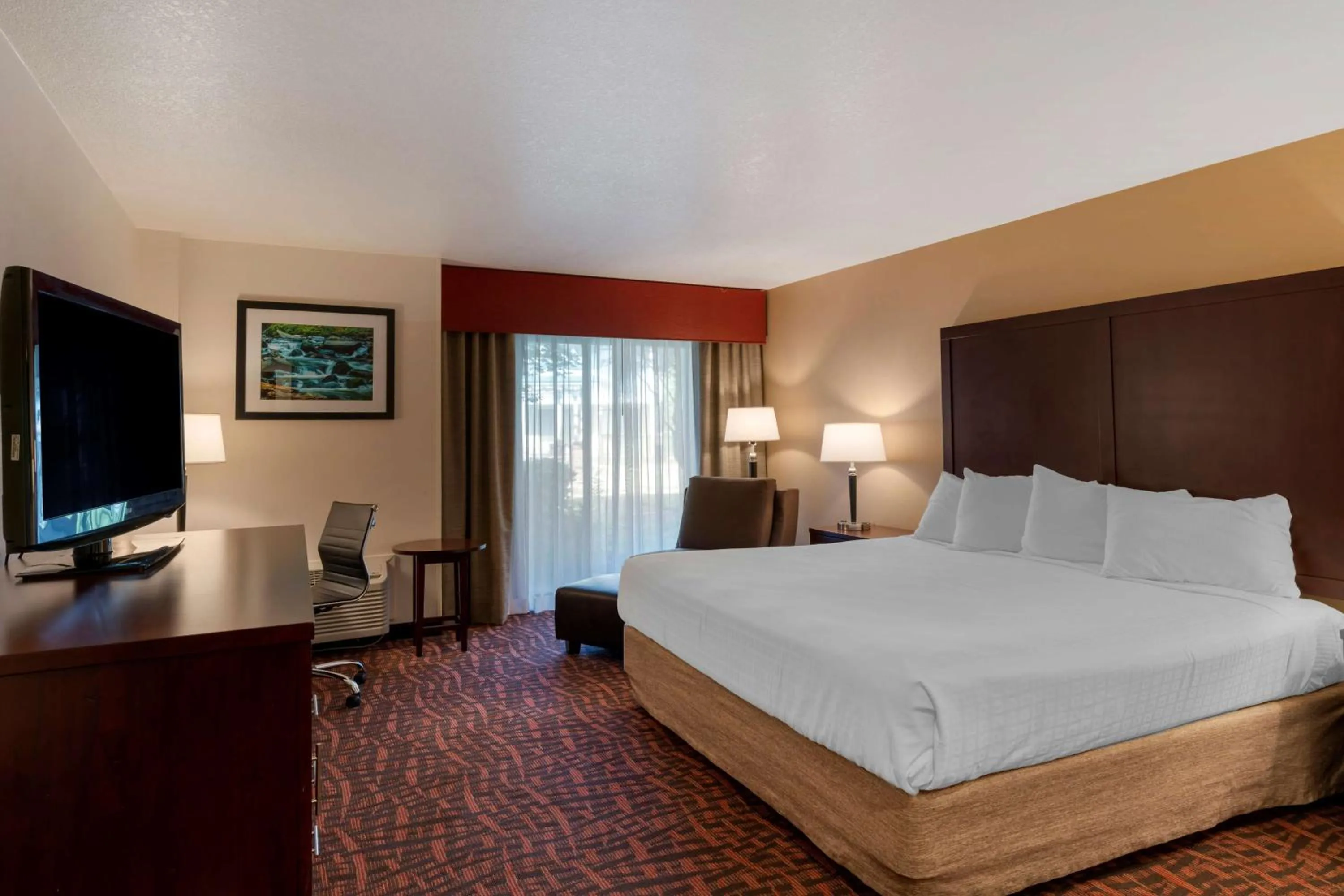 Bedroom, Bed in Best Western Pony Soldier