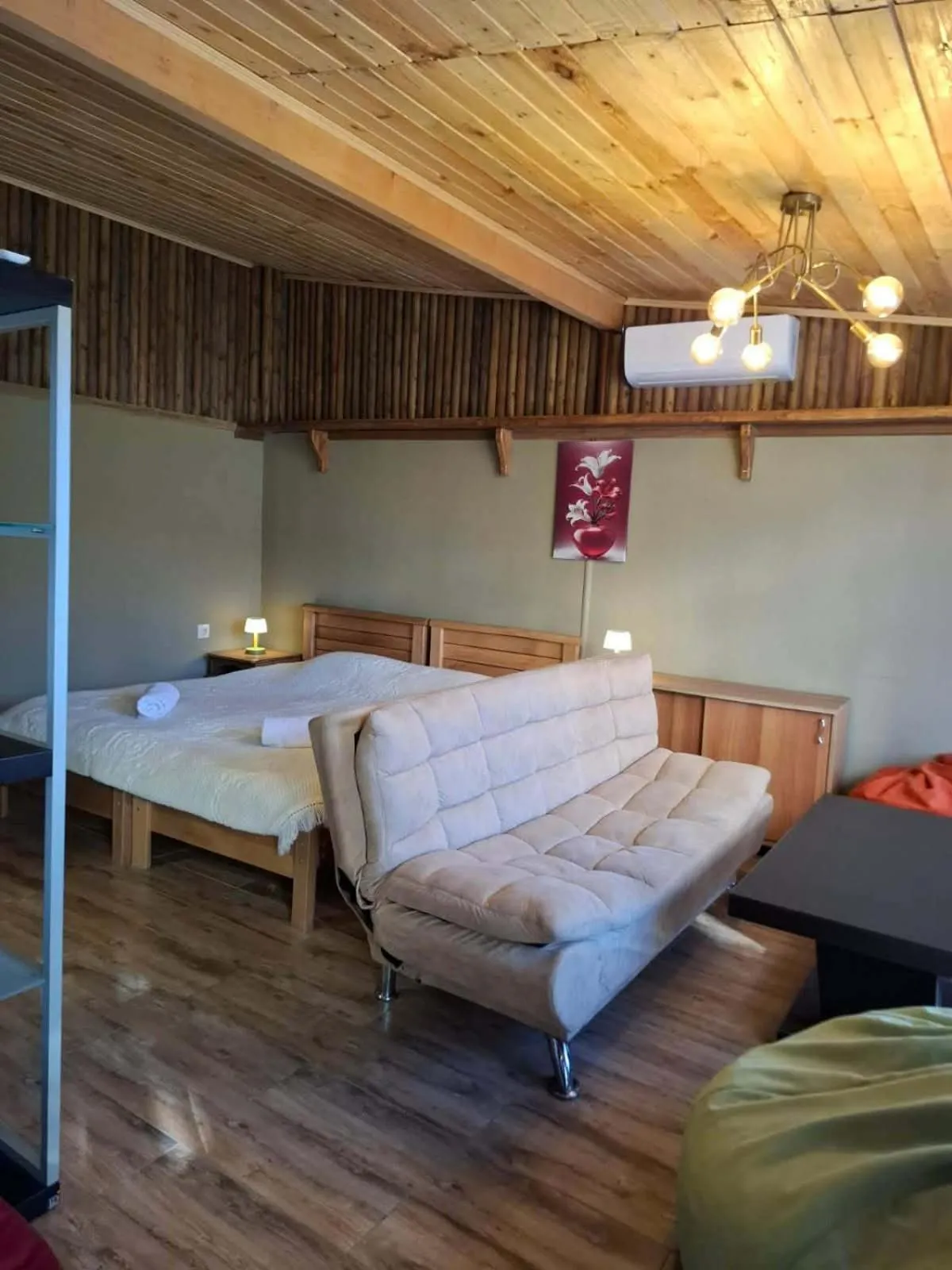 Safari House Tbilisi Wine & Family Hotel