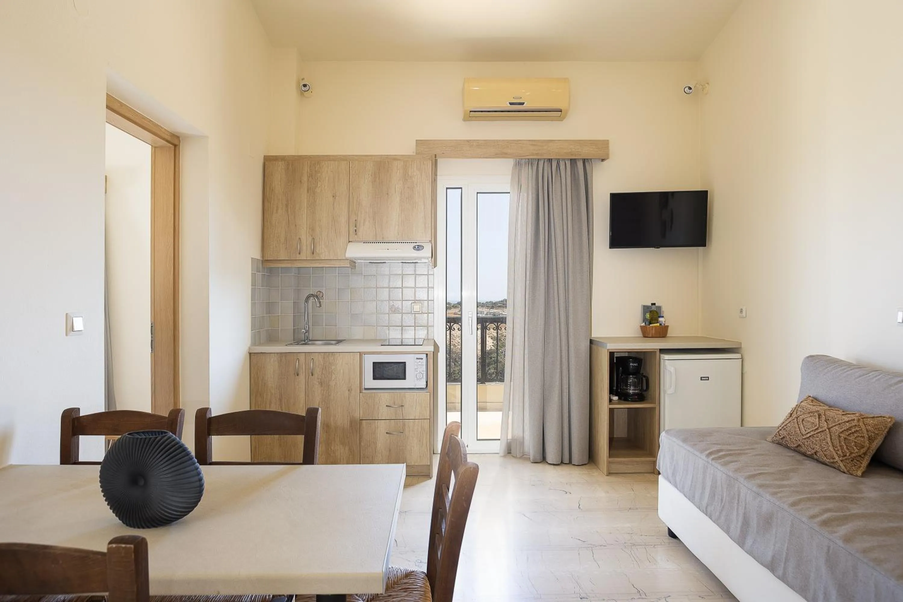 Bed in Lofos Panorama Apartments