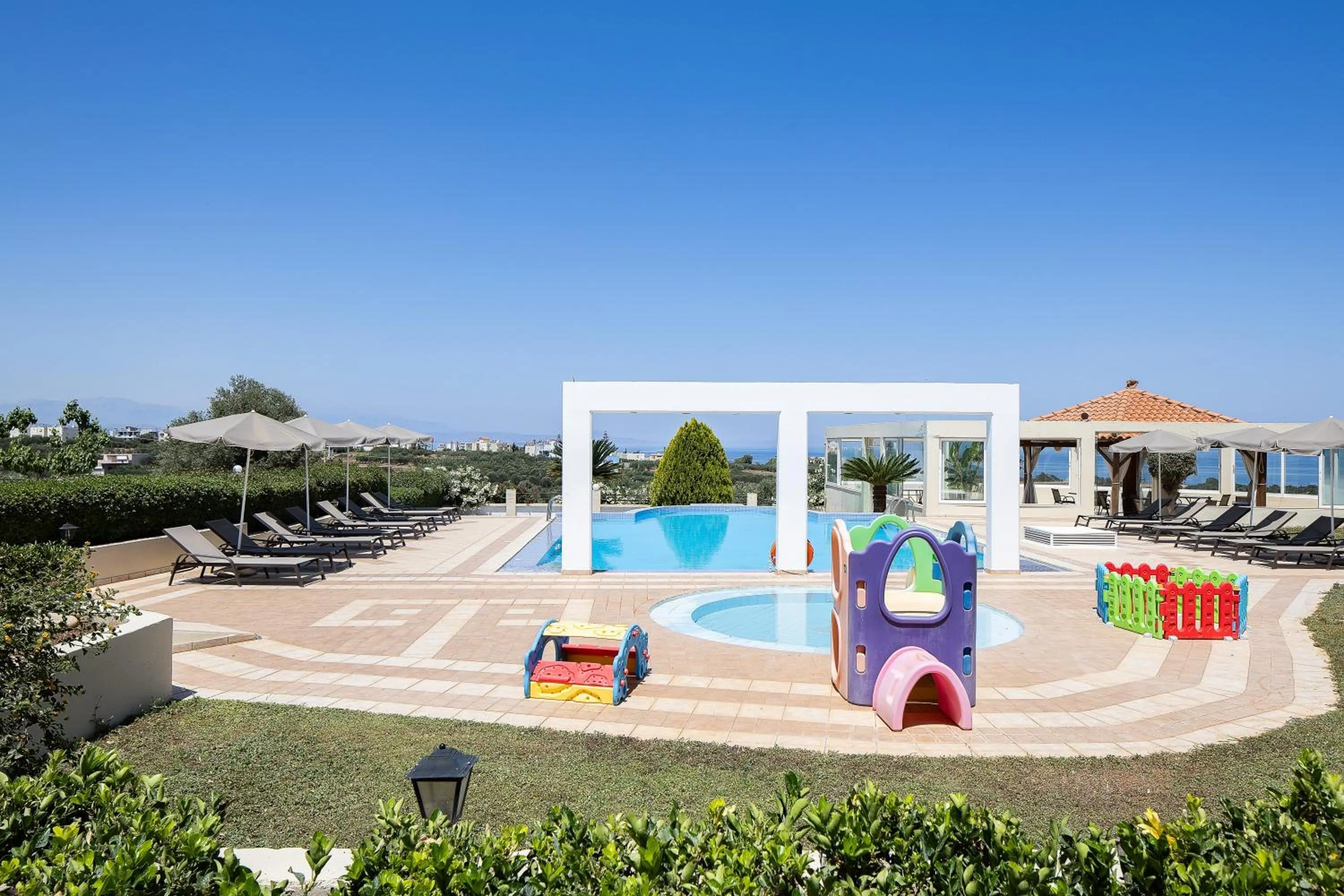 Day in Lofos Panorama Apartments