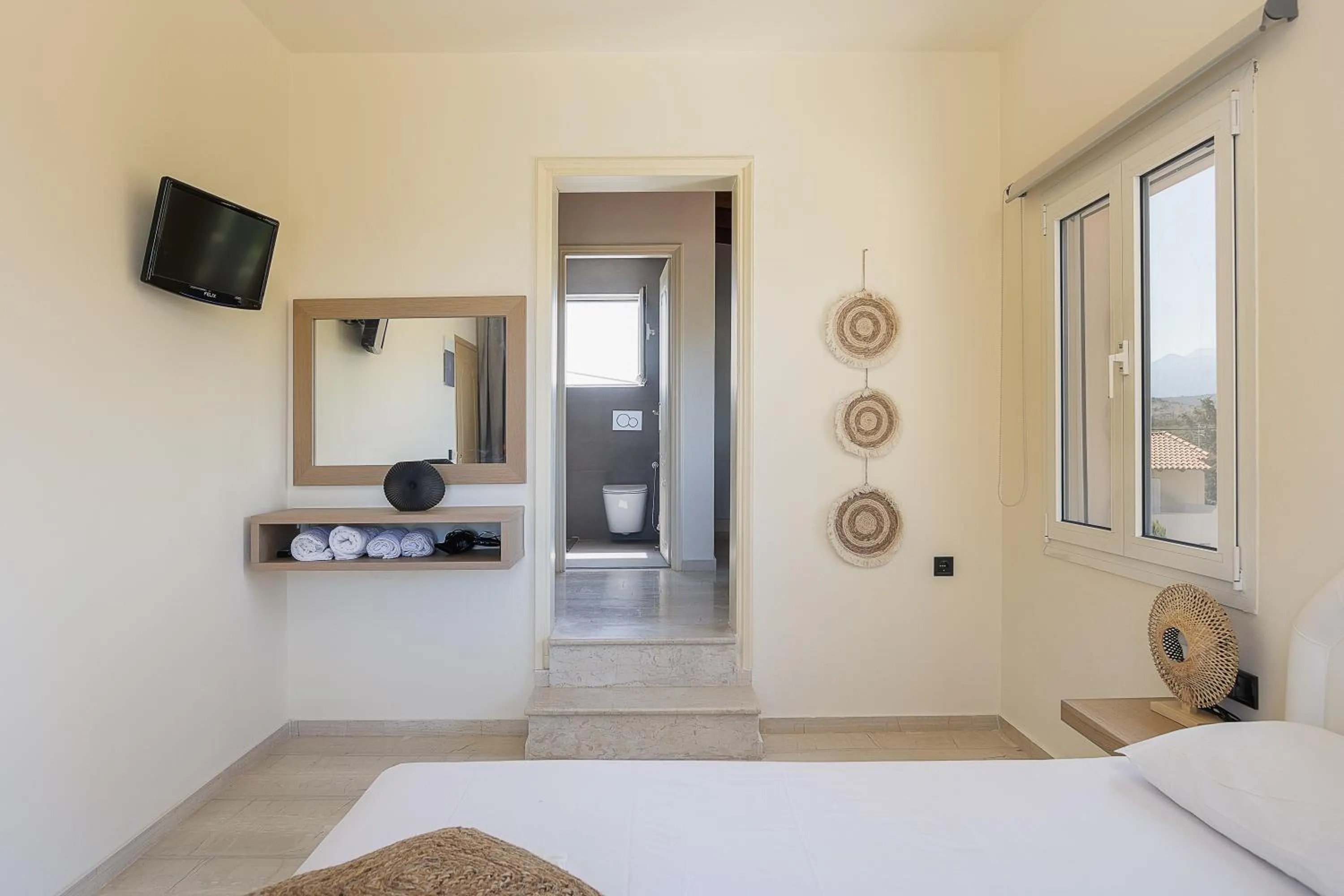 Toilet, Bed in Lofos Panorama Apartments