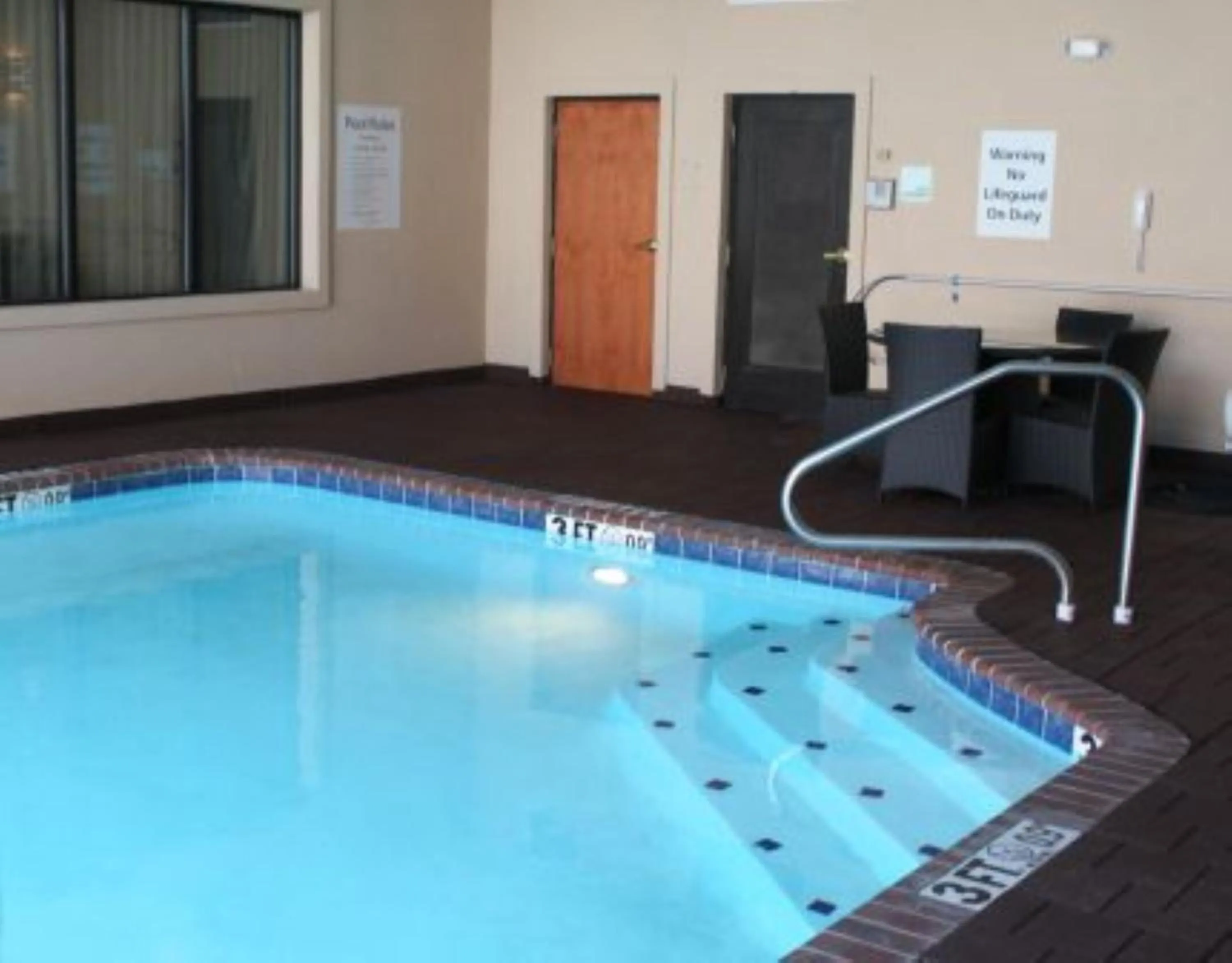 Swimming pool in Holiday Inn Vicksburg by IHG