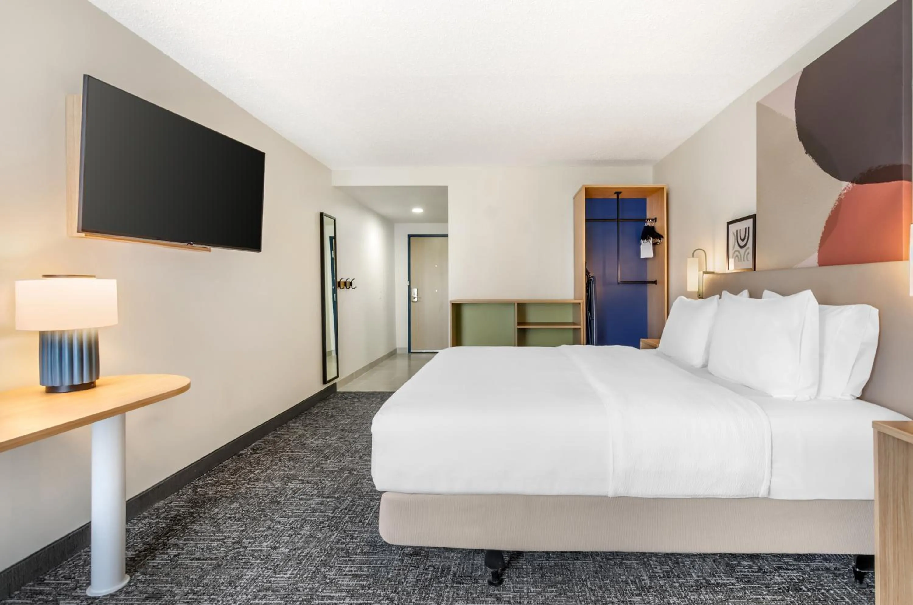 TV and multimedia, Bed in Spark By Hilton Roanoke Airport