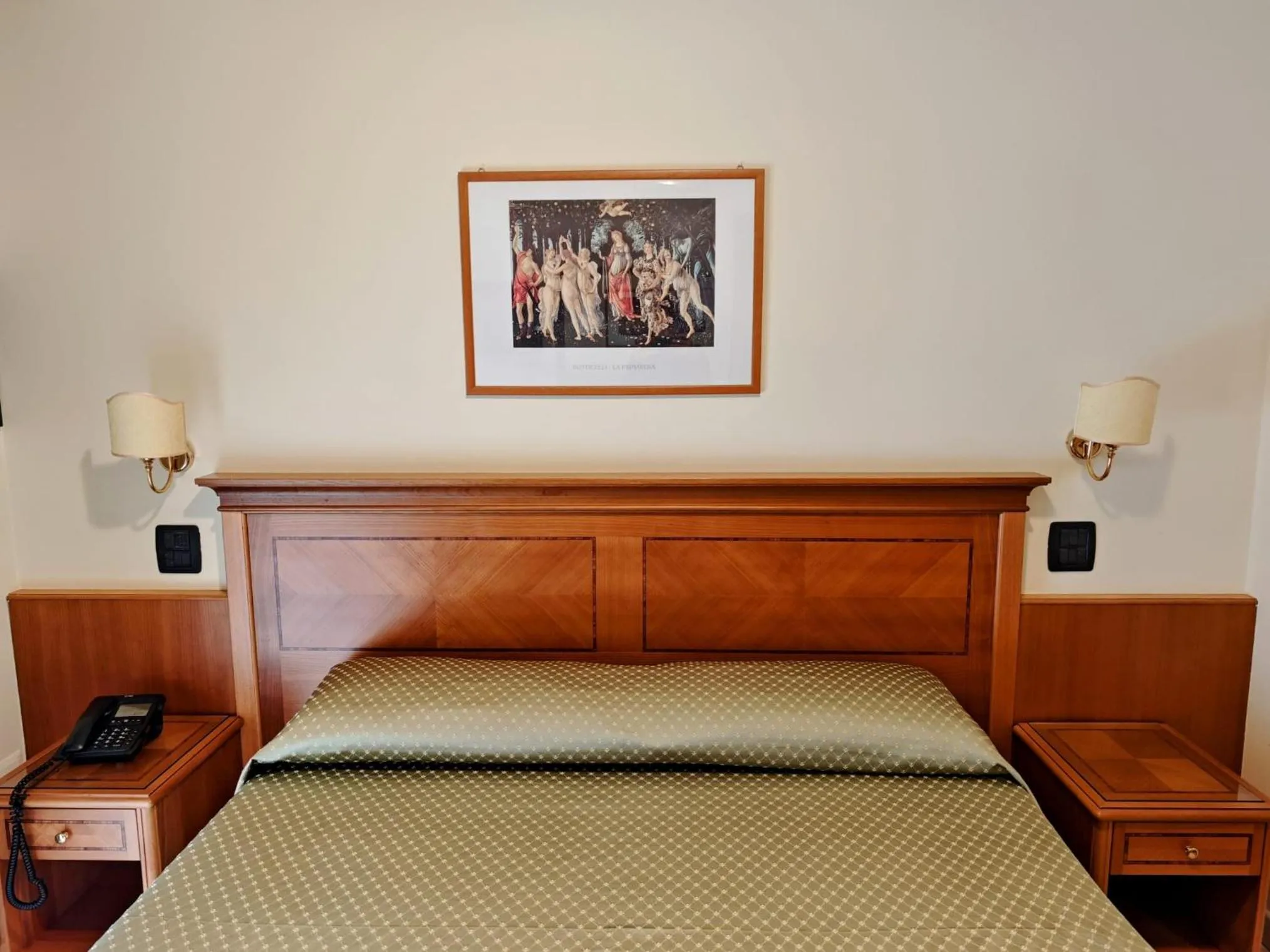 Bed in Grand Hotel Victoria