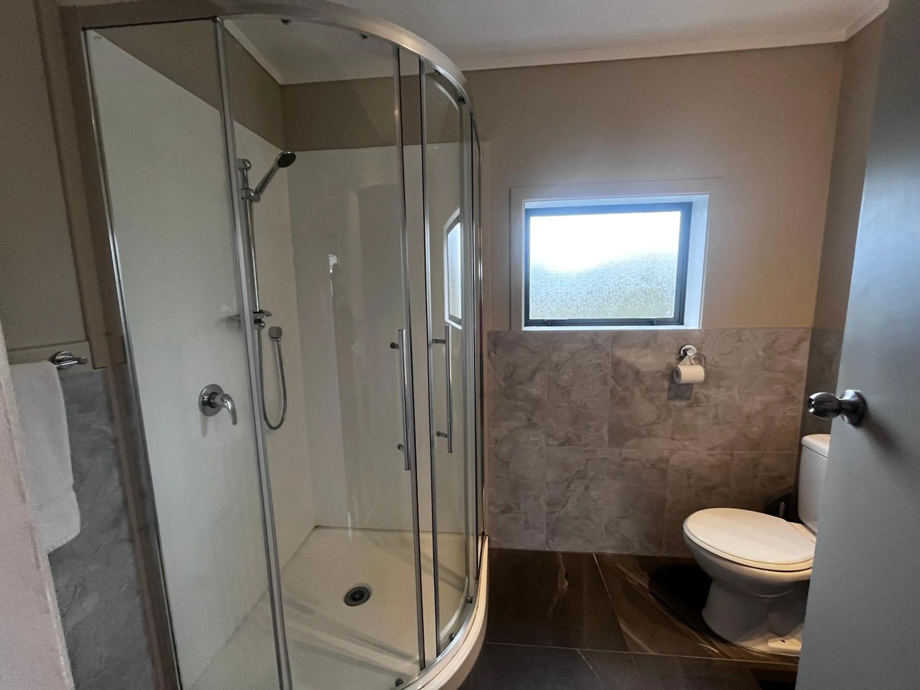 Bathroom in Comfort Inn Sunset