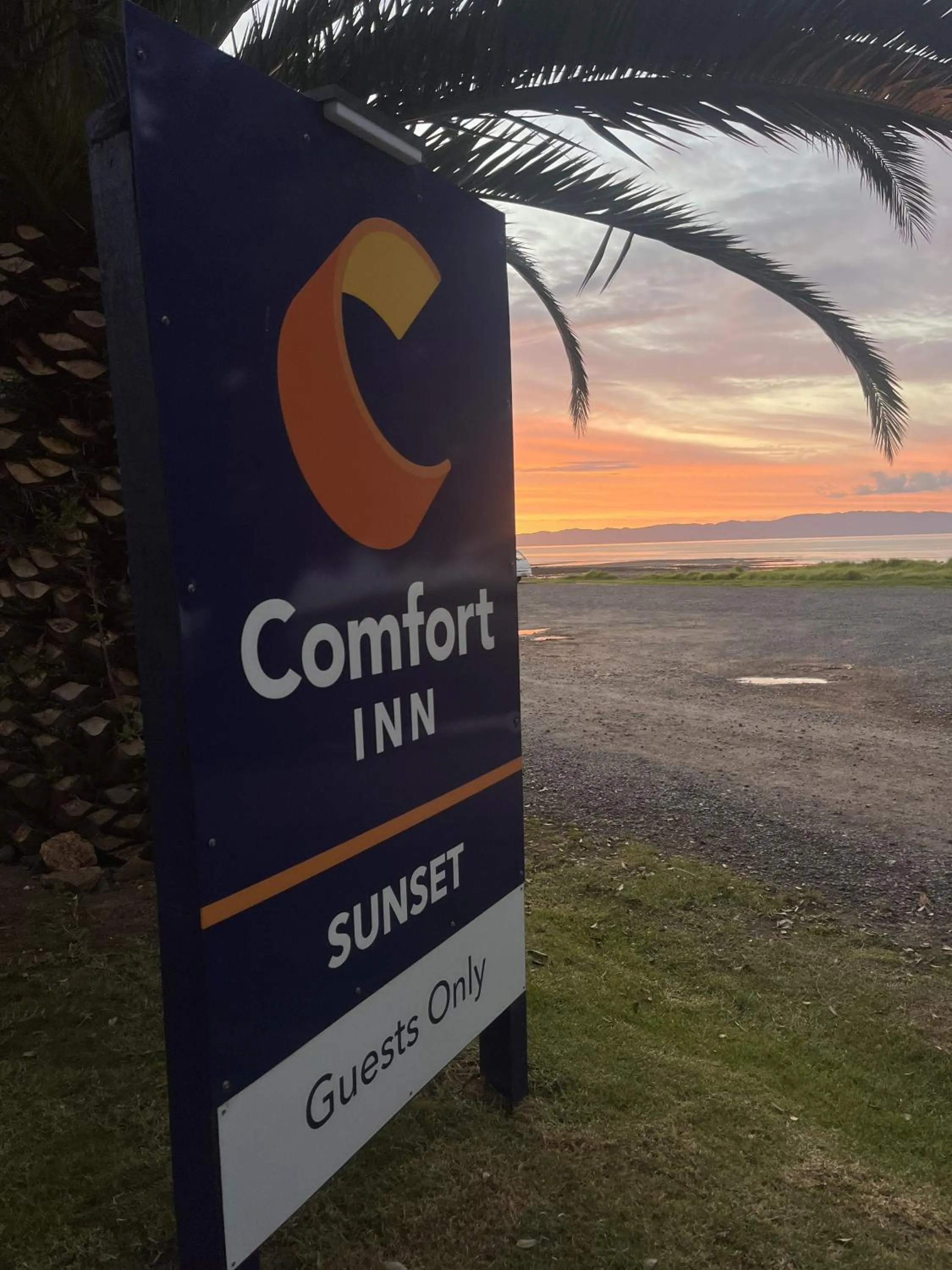 Property building in Comfort Inn Sunset